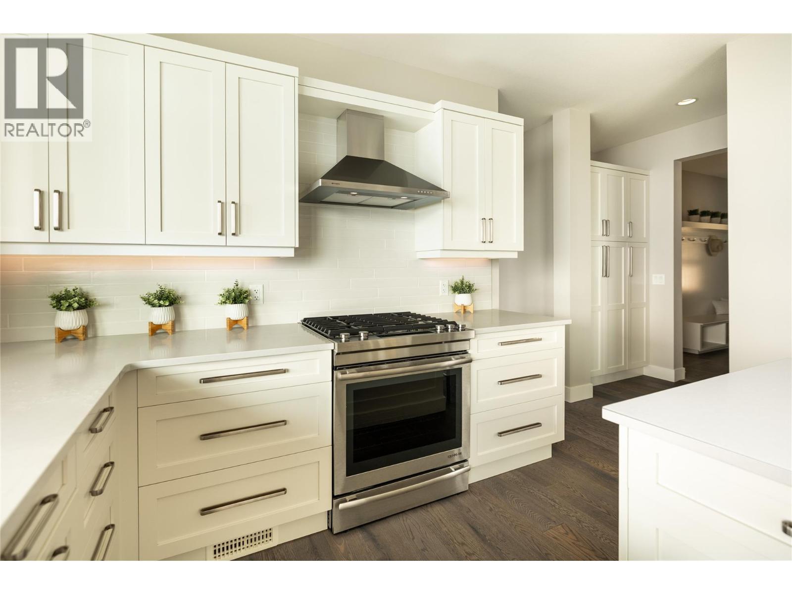 3320 Acacia Lane, Kelowna, British Columbia  V1V 3G1 - Photo 30 - 10395353