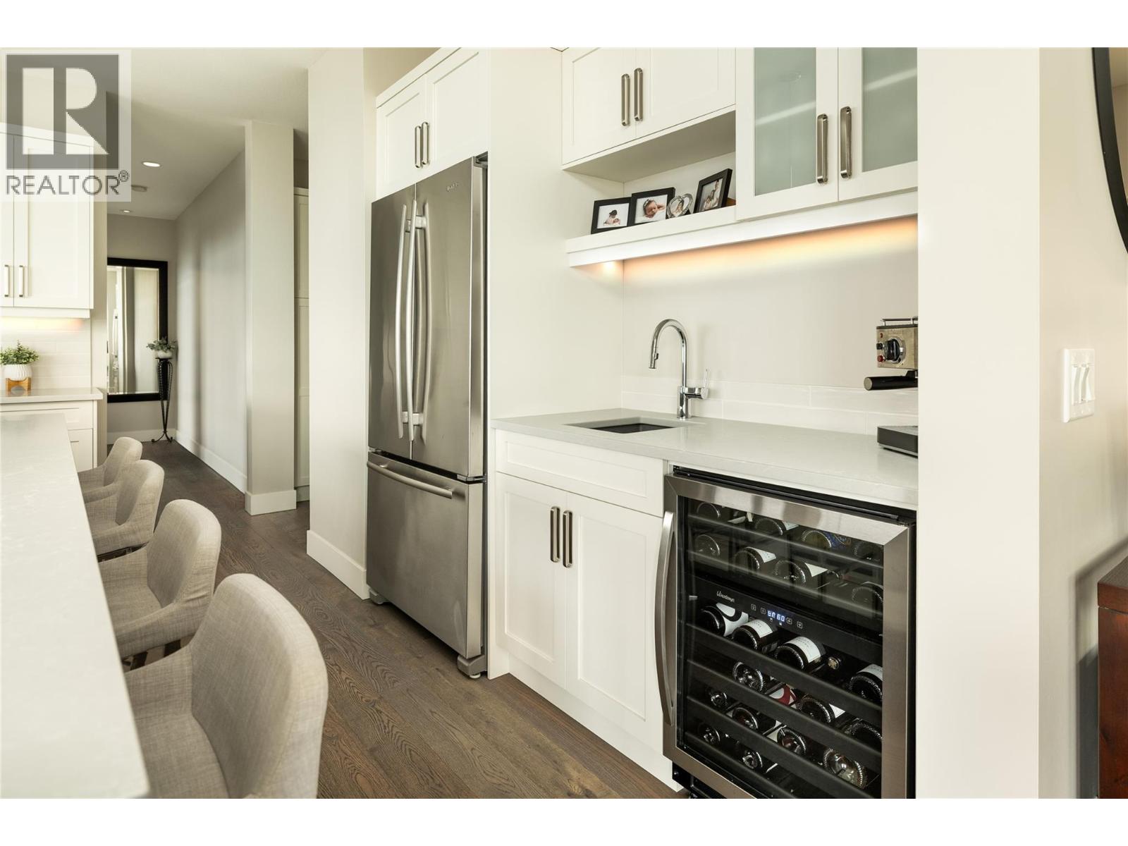 3320 Acacia Lane, Kelowna, British Columbia  V1V 3G1 - Photo 32 - 10395353