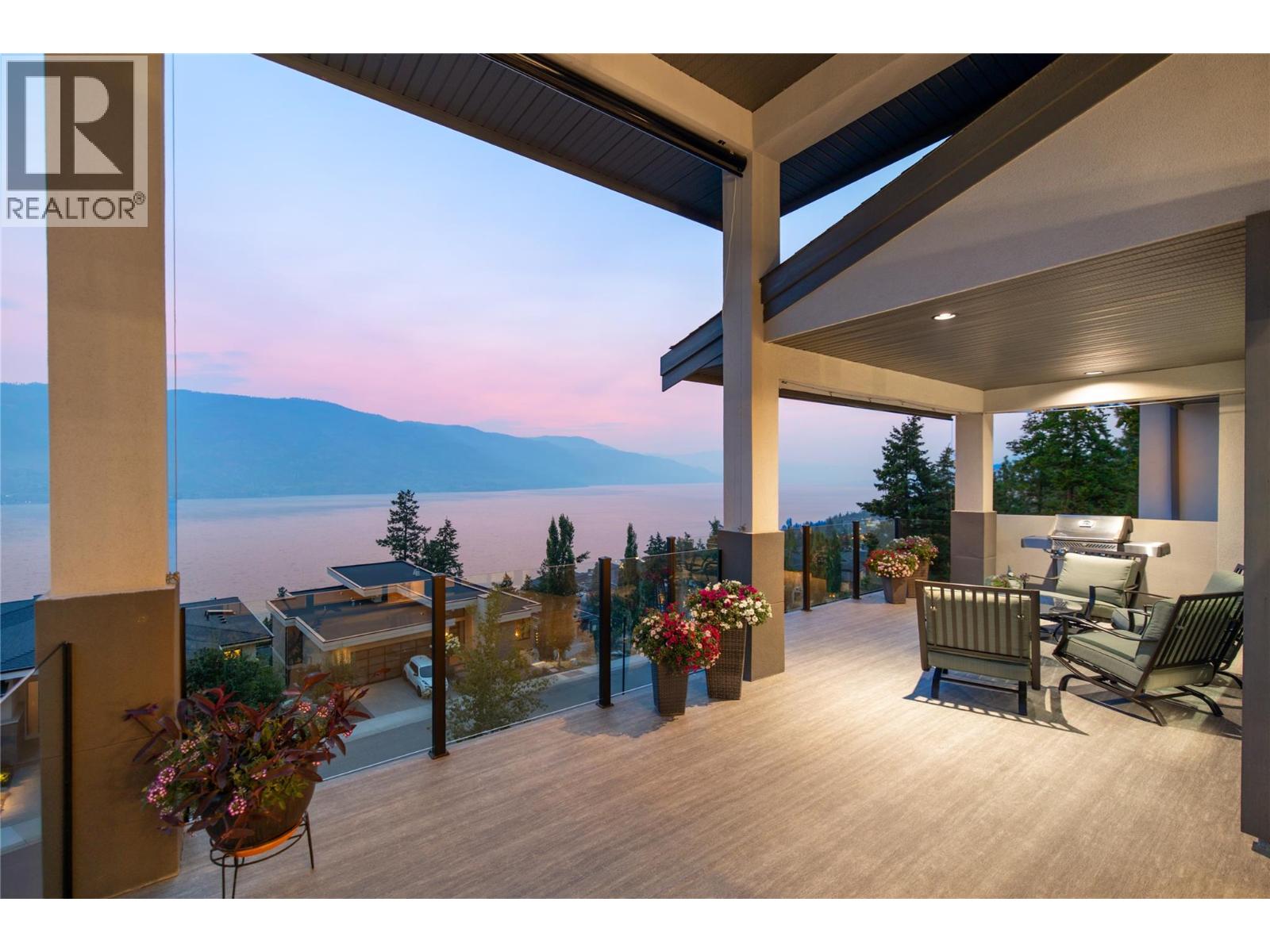 3320 Acacia Lane, Kelowna, British Columbia  V1V 3G1 - Photo 40 - 10395353
