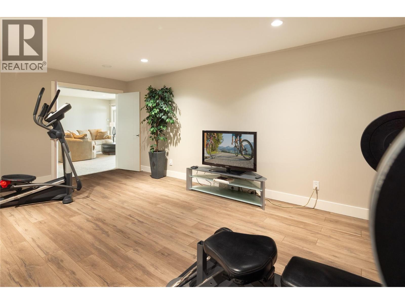 3320 Acacia Lane, Kelowna, British Columbia  V1V 3G1 - Photo 71 - 10395353