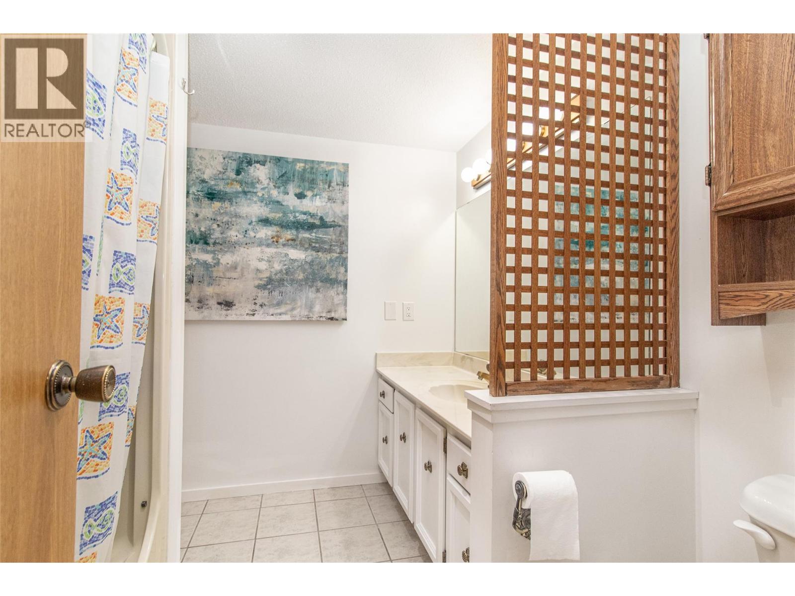 1075 Bernard Avenue Unit# 303, Kelowna, British Columbia  V1Y 6P7 - Photo 15 - 10397114