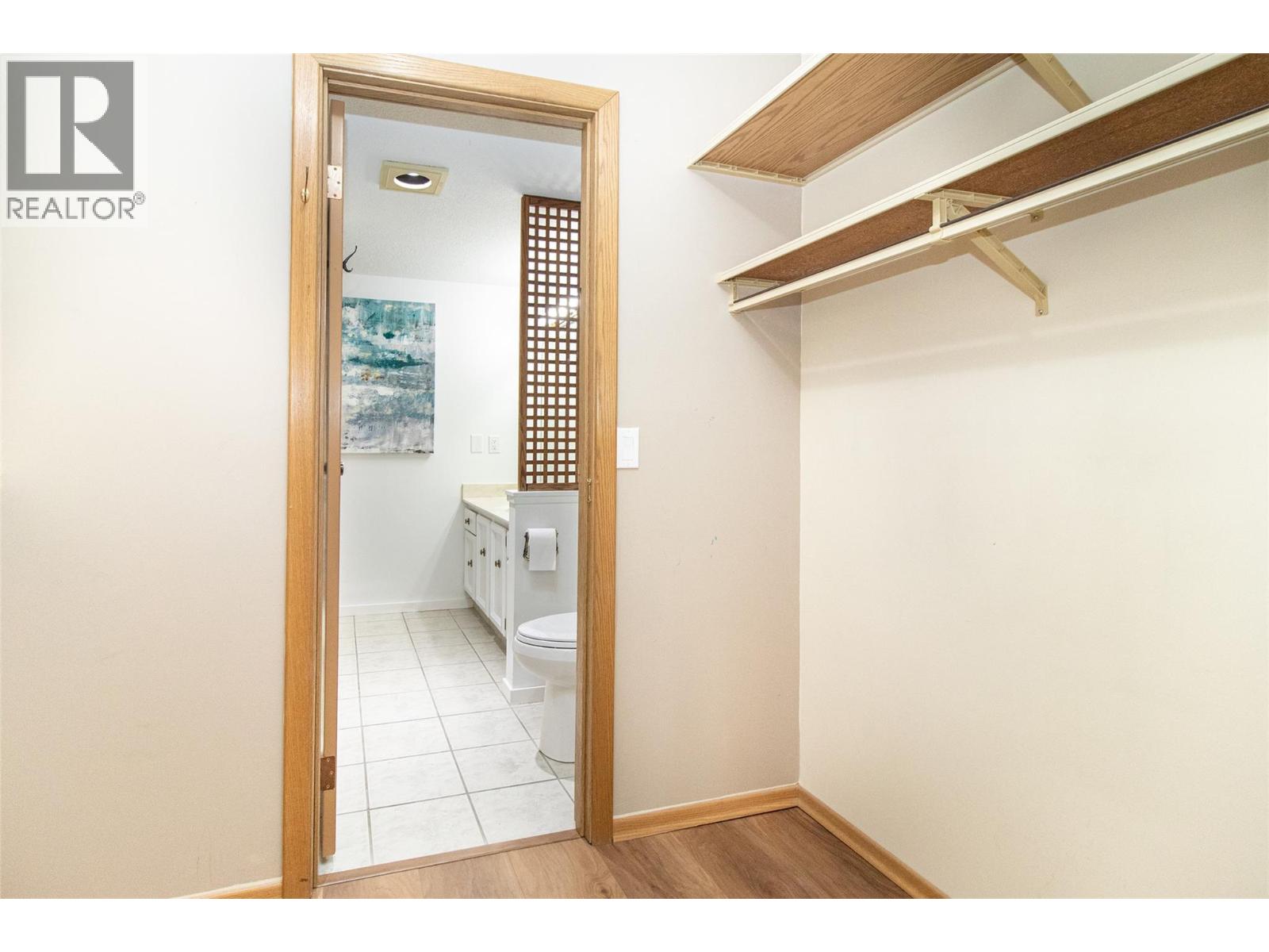 1075 Bernard Avenue Unit# 303, Kelowna, British Columbia  V1Y 6P7 - Photo 18 - 10397114
