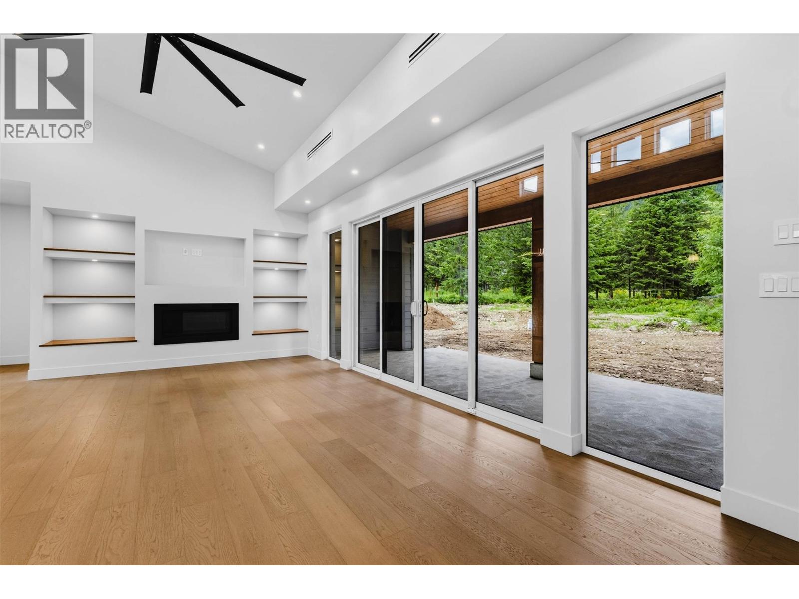 7769 Holt Road, Balfour, British Columbia  V0G 1C0 - Photo 16 - 10397081