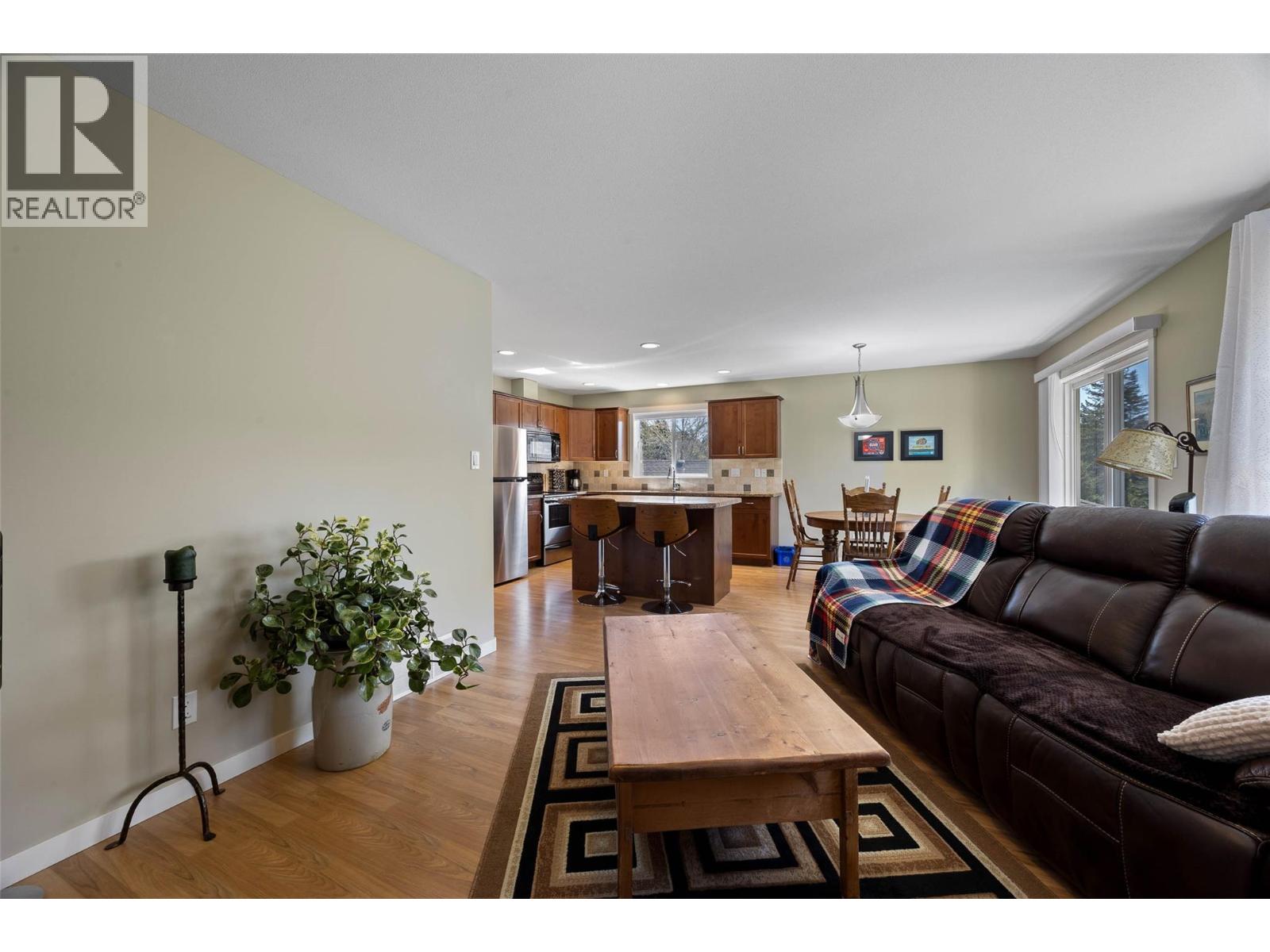 1855 Hillside Drive Unit# 34, Kamloops, British Columbia  V2E 0A2 - Photo 14 - 10397143