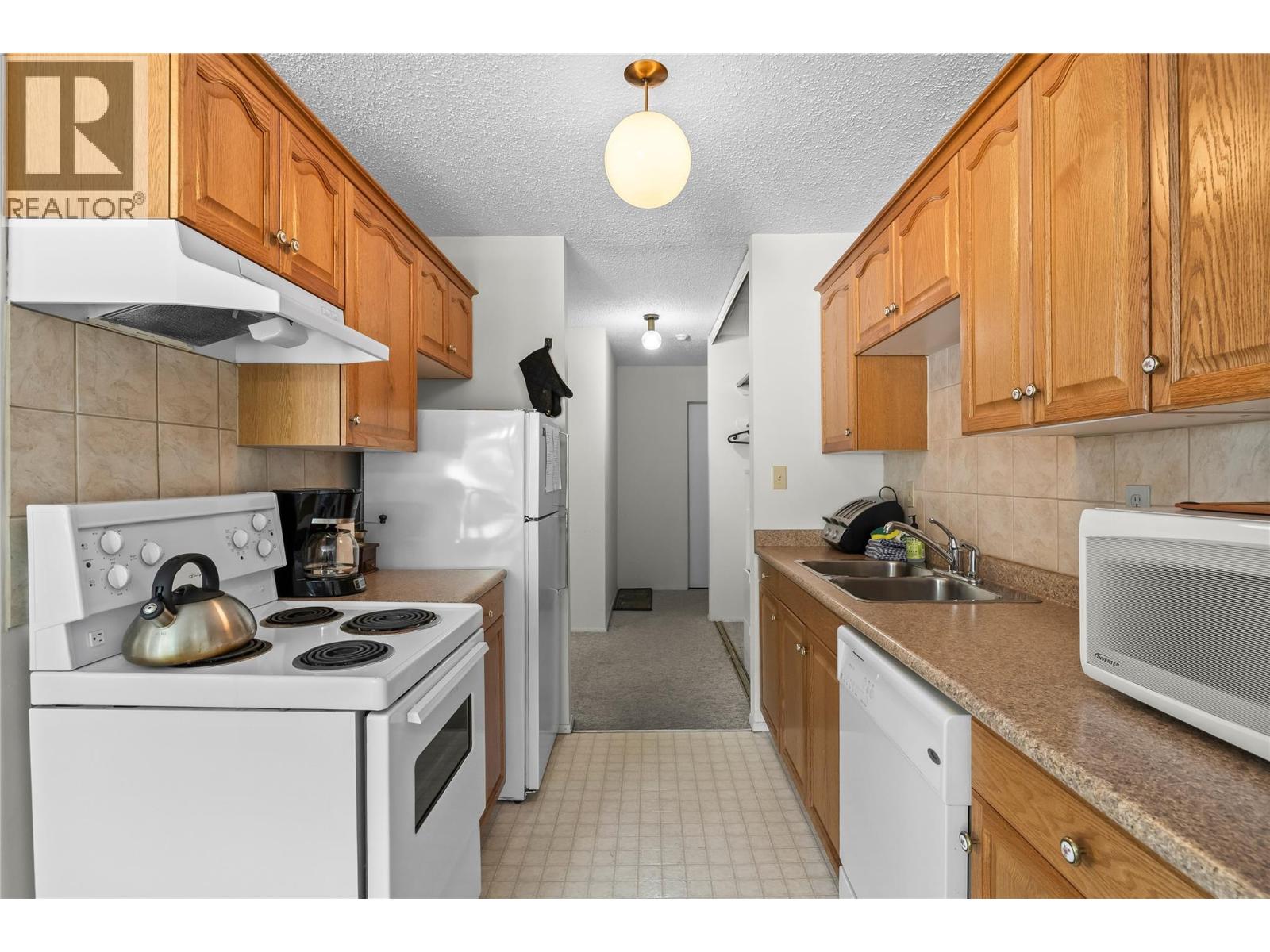 6430 Whiskey Jack Road Unit# 302, Big White, British Columbia  V1P 1T4 - Photo 14 - 10397139