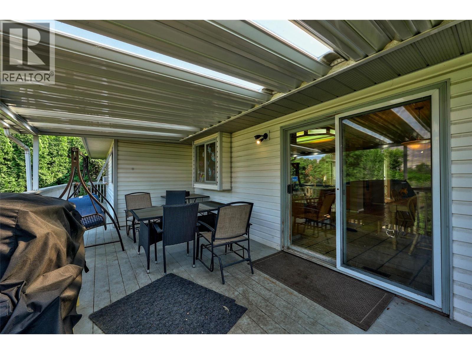219 Strom Road, Kamloops, British Columbia  V2C 4M1 - Photo 16 - 10396136
