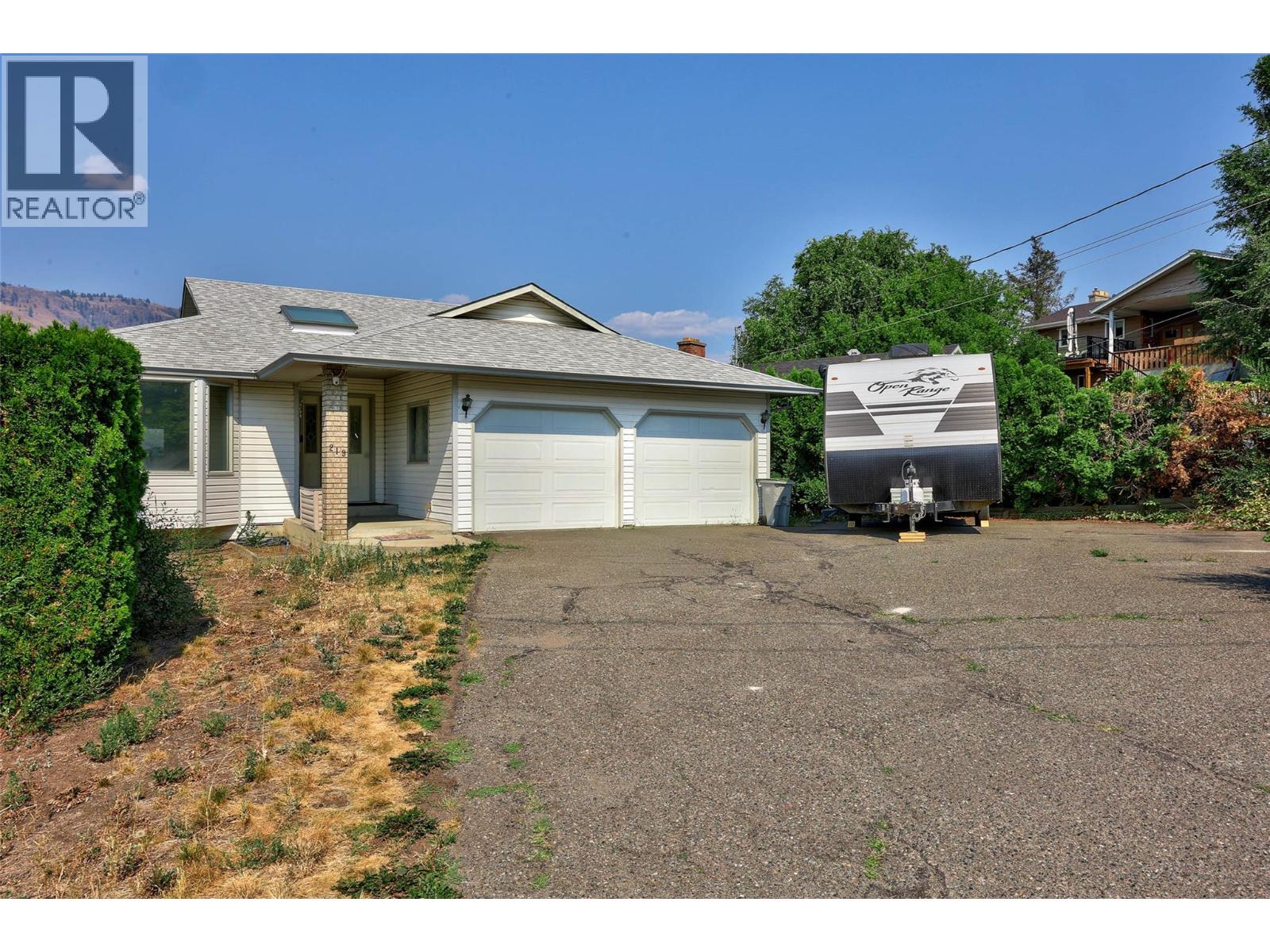 219 Strom Road, Kamloops, British Columbia  V2C 4M1 - Photo 2 - 10396136