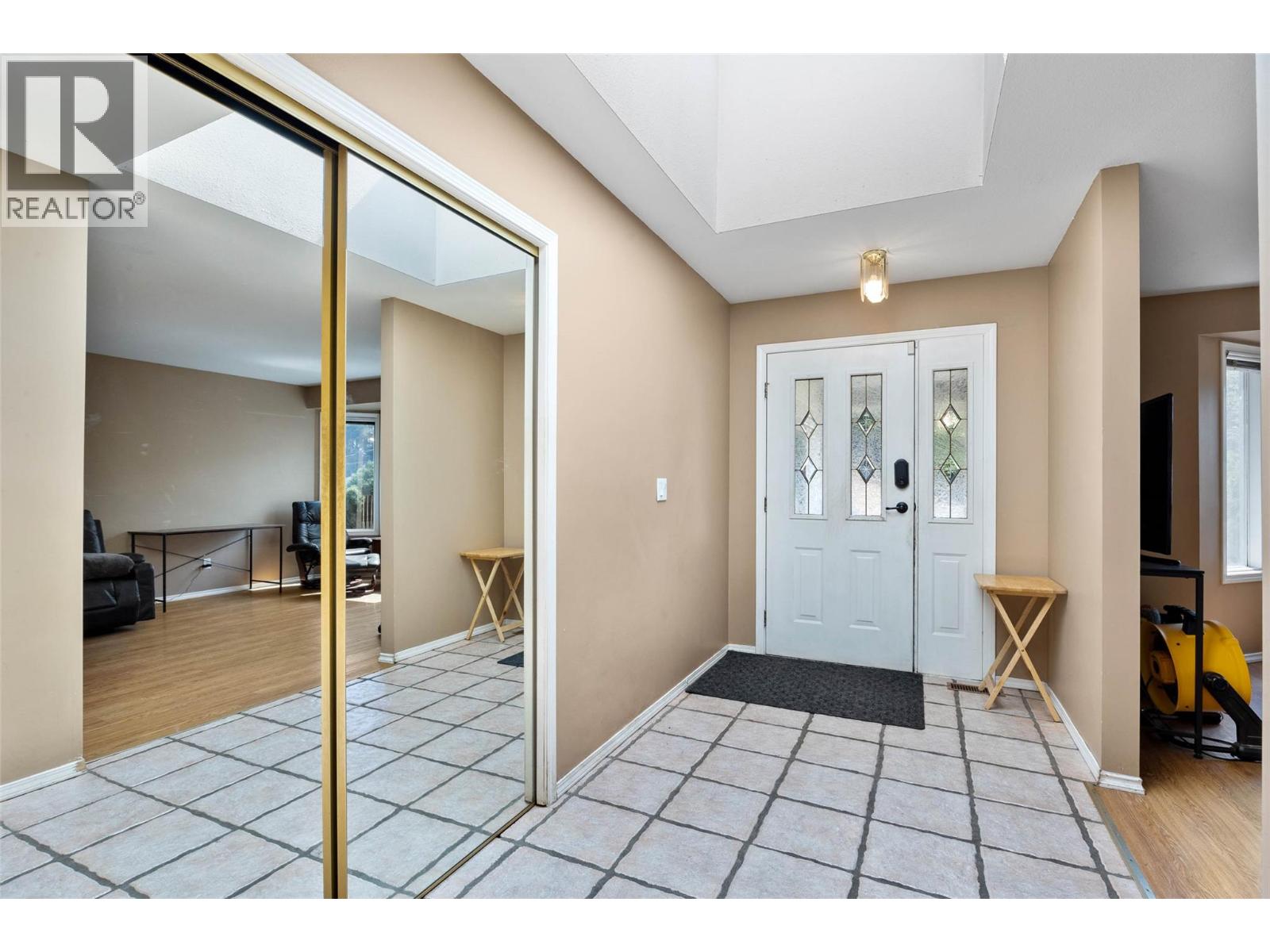 219 Strom Road, Kamloops, British Columbia  V2C 4M1 - Photo 4 - 10396136