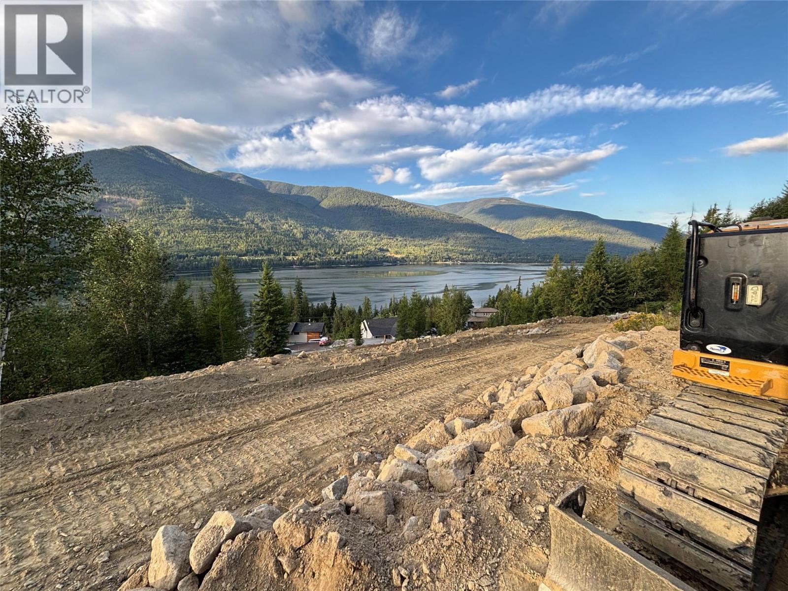 155 Lakeview Drive, Nelson, British Columbia  V1L 6W6 - Photo 3 - 10397124