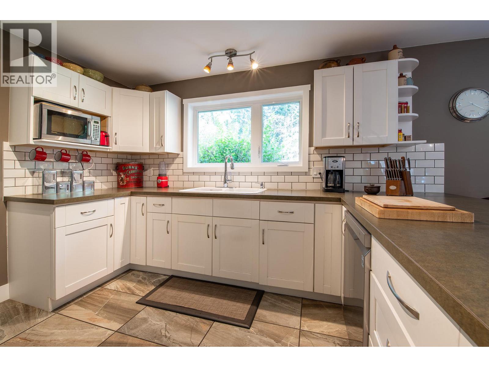 12692 Ponderosa Drive, Lake Country, British Columbia  V4V 2G9 - Photo 24 - 10396863