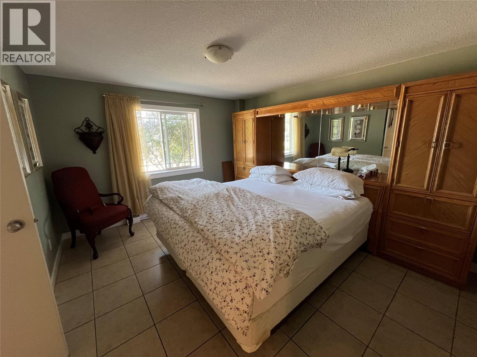 3765 Crestview Road, Creston, British Columbia  V0B 1G2 - Photo 12 - 10396899