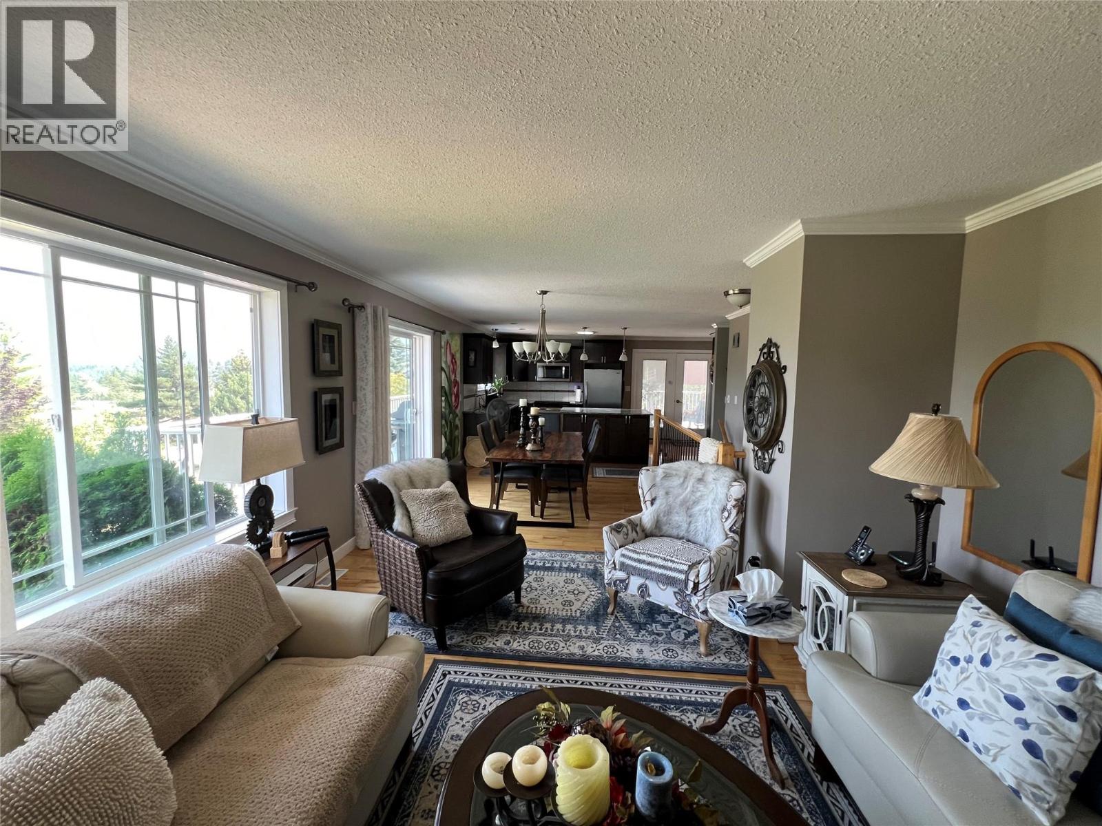 3765 Crestview Road, Creston, British Columbia  V0B 1G2 - Photo 7 - 10396899