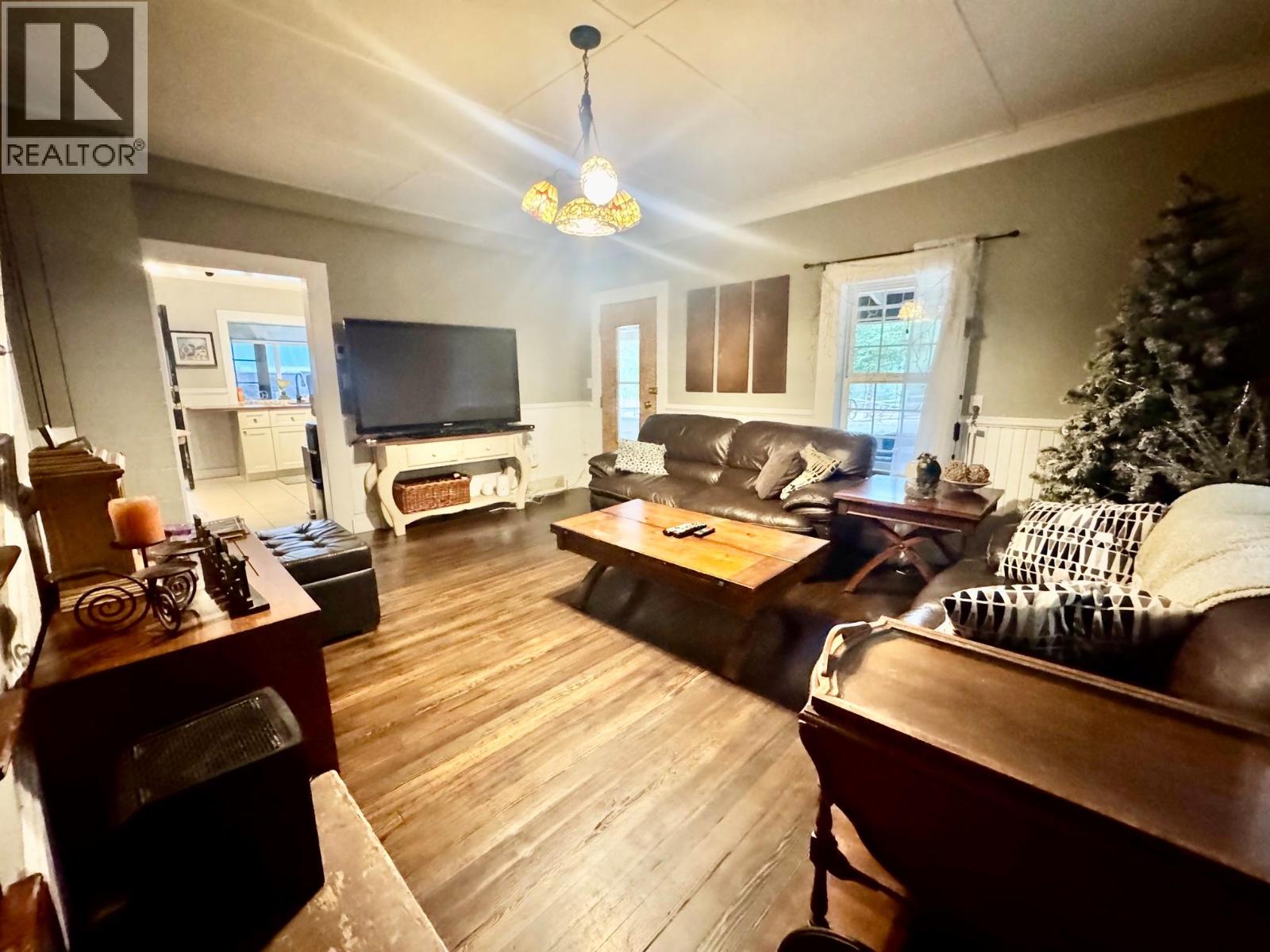 159 North Fork Road, Cherryville, British Columbia  V0E 2G3 - Photo 10 - 10396475