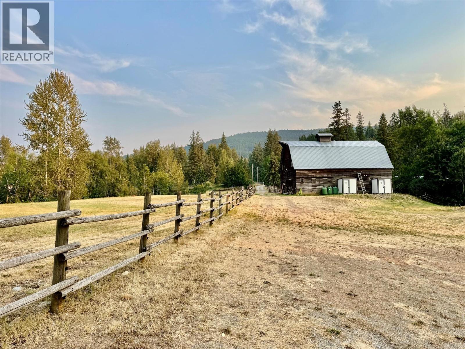159 North Fork Road, Cherryville, British Columbia  V0E 2G3 - Photo 19 - 10396475