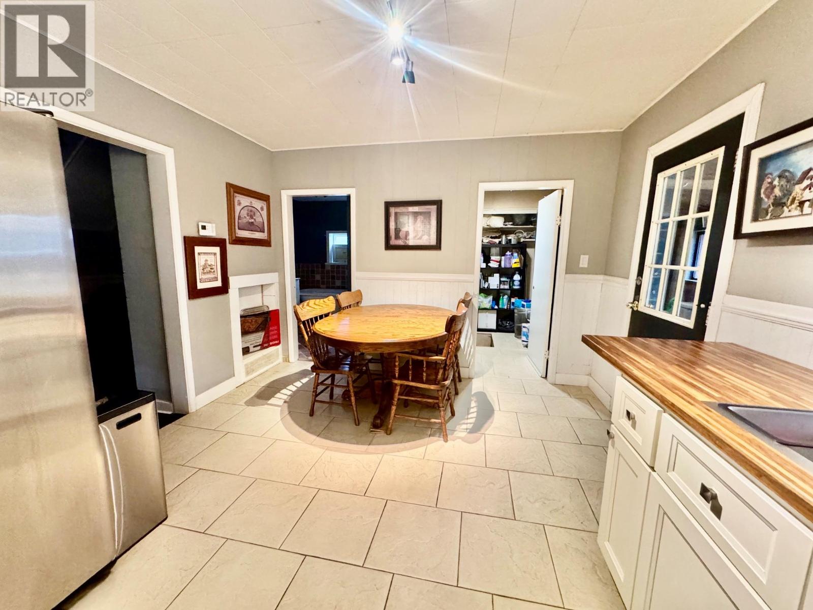 159 North Fork Road, Cherryville, British Columbia  V0E 2G3 - Photo 5 - 10396475
