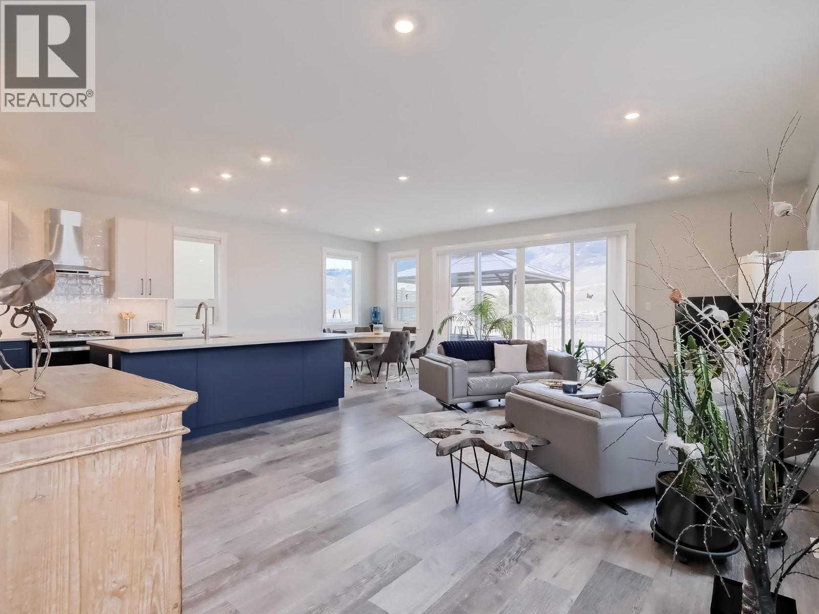 7016 Wren Drive, Osoyoos, British Columbia  V0H 1V5 - Photo 2 - 10397122