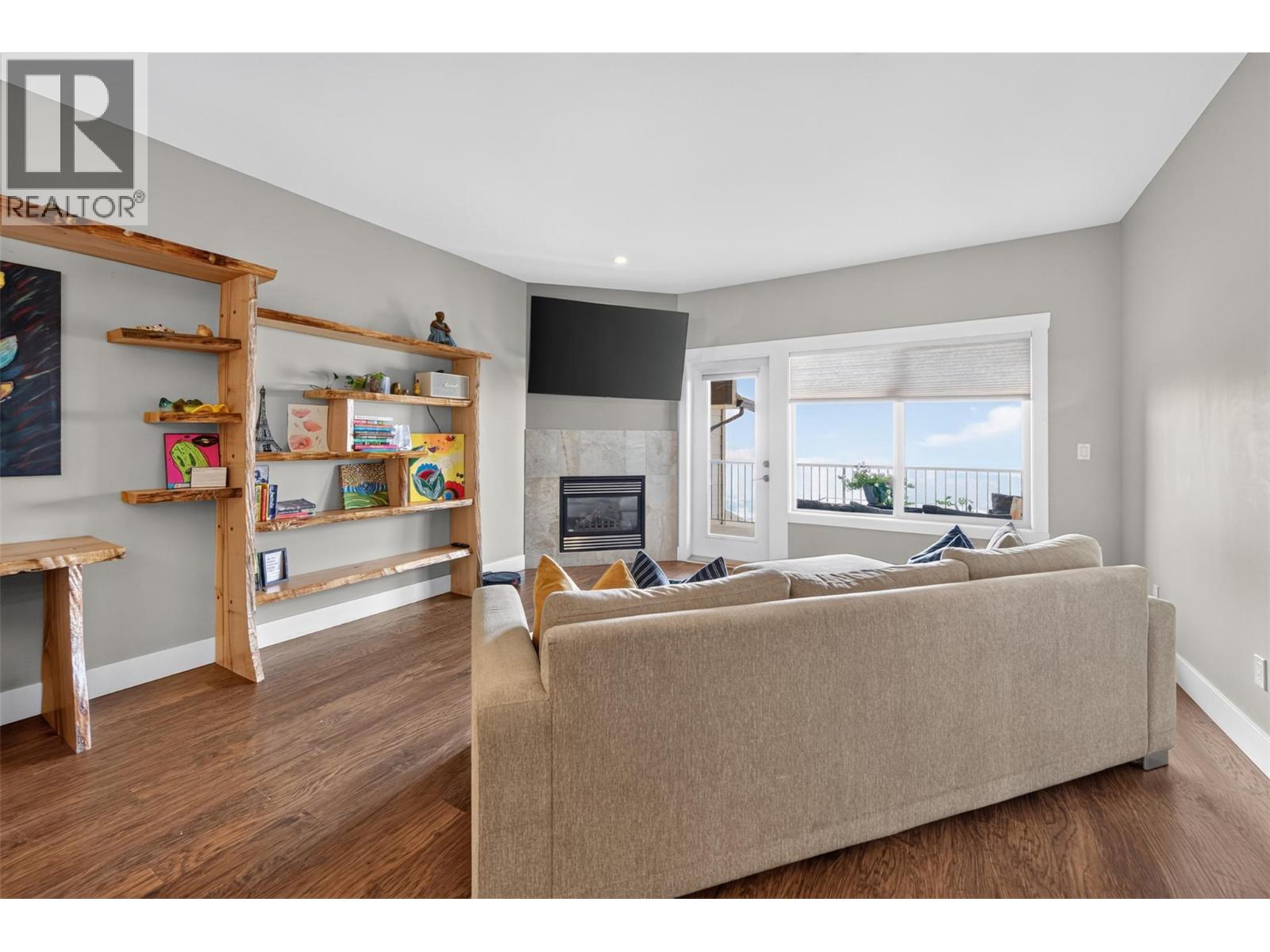 1040 Mt Revelstoke Place Unit# 14 Lot# 20, Vernon, British Columbia  V1B 4E3 - Photo 2 - 10397026