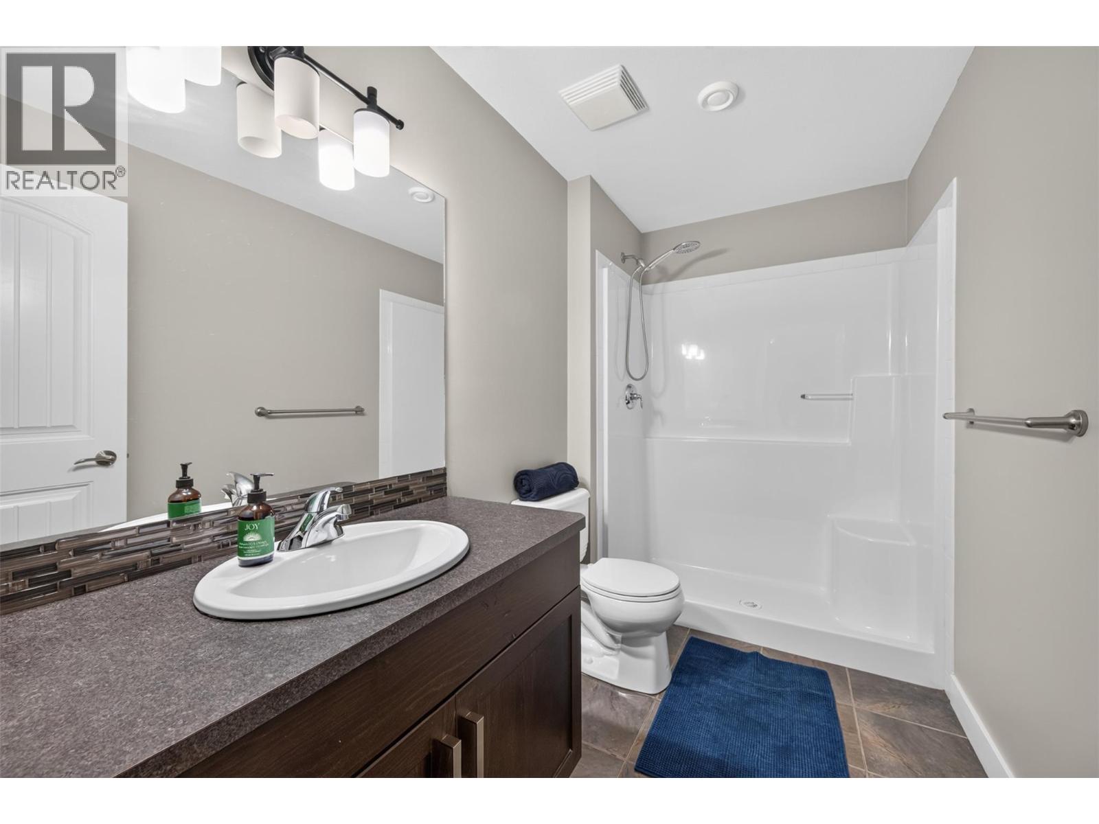1040 Mt Revelstoke Place Unit# 14 Lot# 20, Vernon, British Columbia  V1B 4E3 - Photo 33 - 10397026