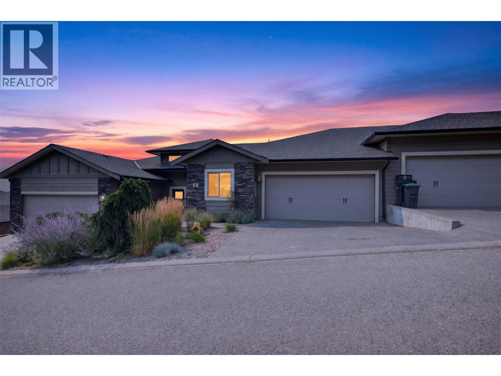1040 Mt Revelstoke Place Unit# 14 Lot# 20, Vernon, British Columbia  V1B 4E3 - Photo 5 - 10397026