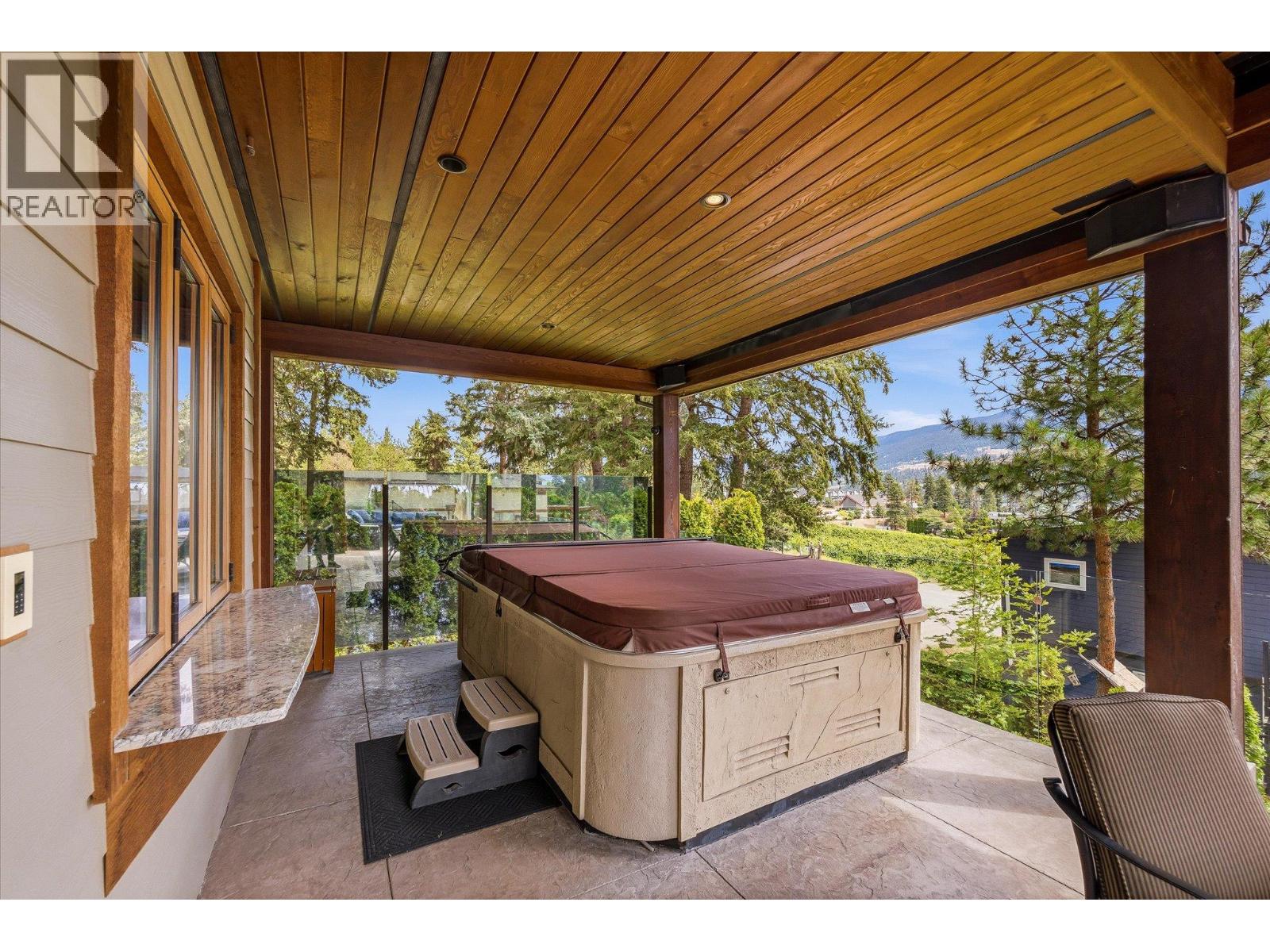 12002 Middleton Road, Lake Country, British Columbia  V4V 1G9 - Photo 25 - 10397064