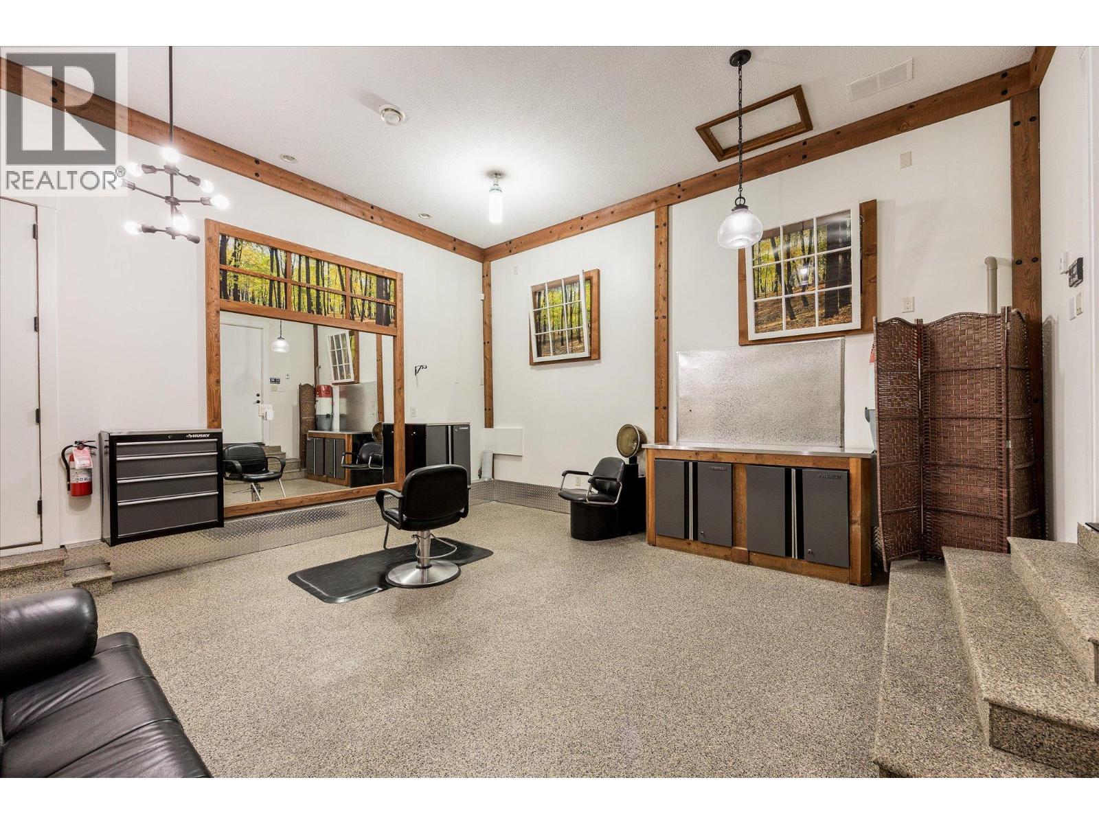 12002 Middleton Road, Lake Country, British Columbia  V4V 1G9 - Photo 43 - 10397064