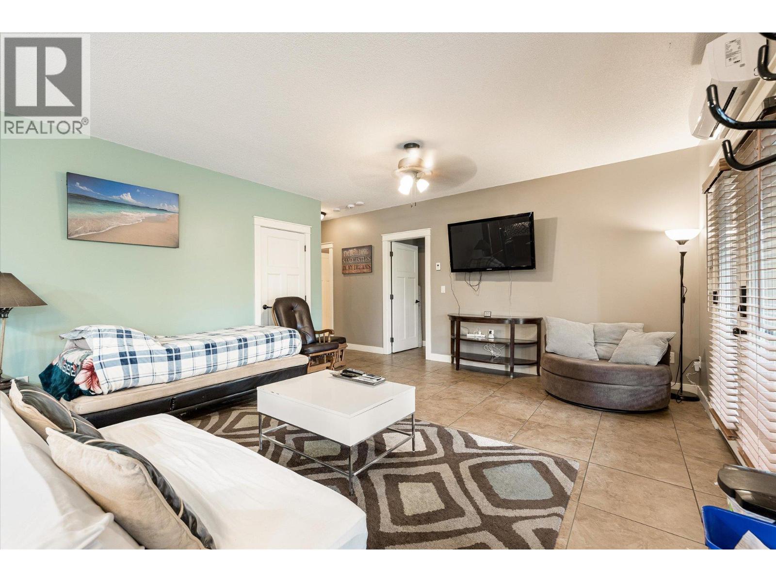 12002 Middleton Road, Lake Country, British Columbia  V4V 1G9 - Photo 69 - 10397064
