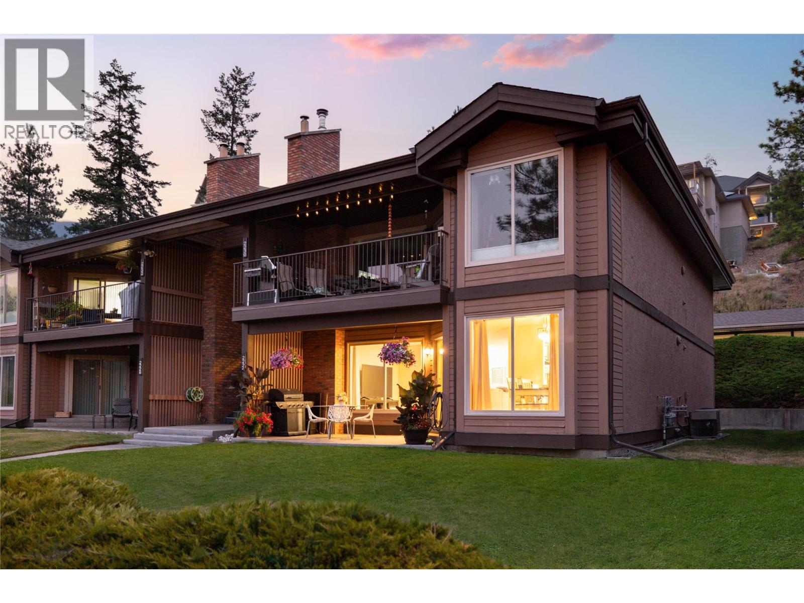 2226 Golf Course Drive, West Kelowna, British Columbia  V4T 2V4 - Photo 3 - 10396927