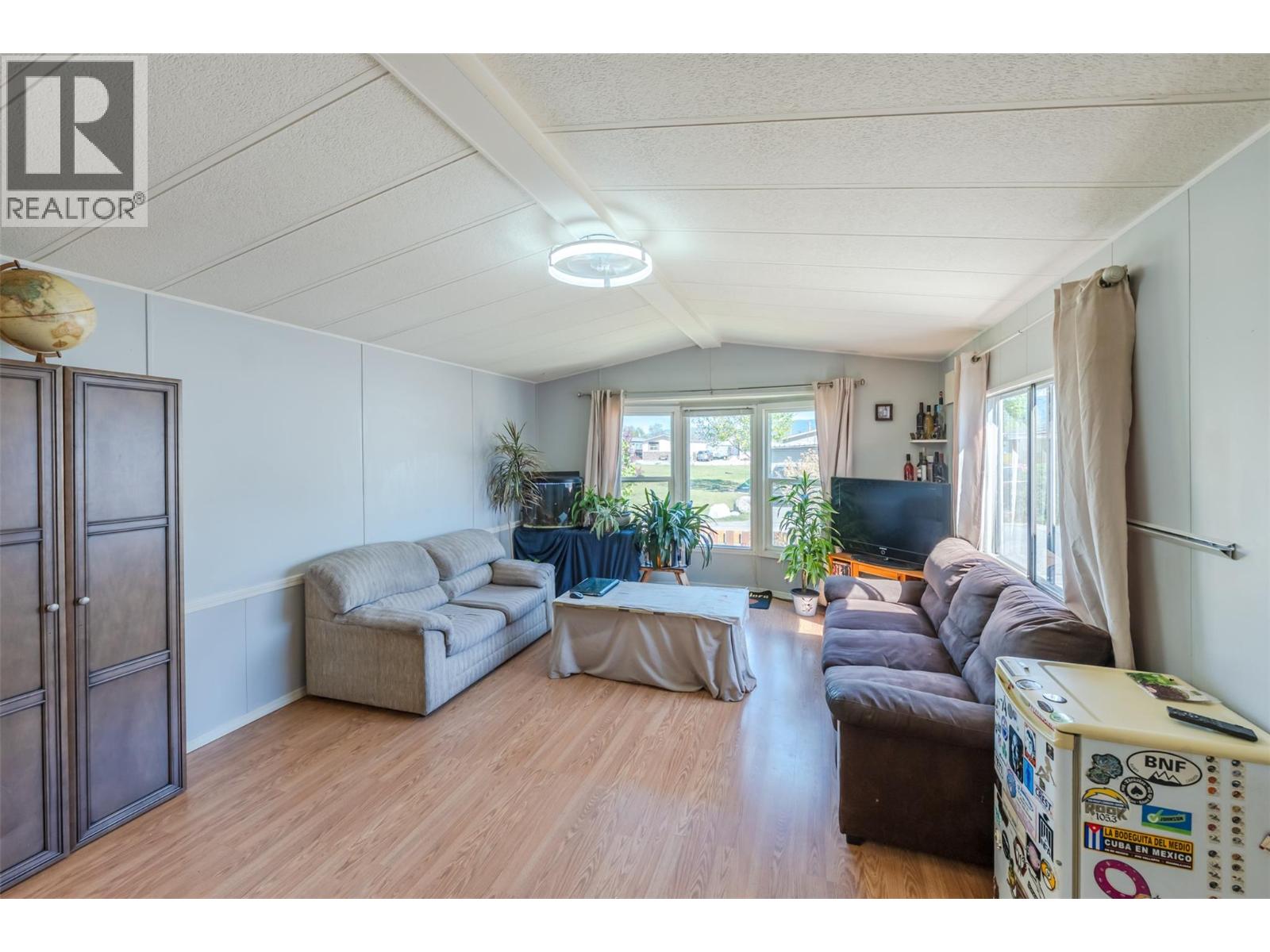 3999 Skaha Lake Road Unit# 27, Penticton, British Columbia  V2A 6J7 - Photo 2 - 10397188