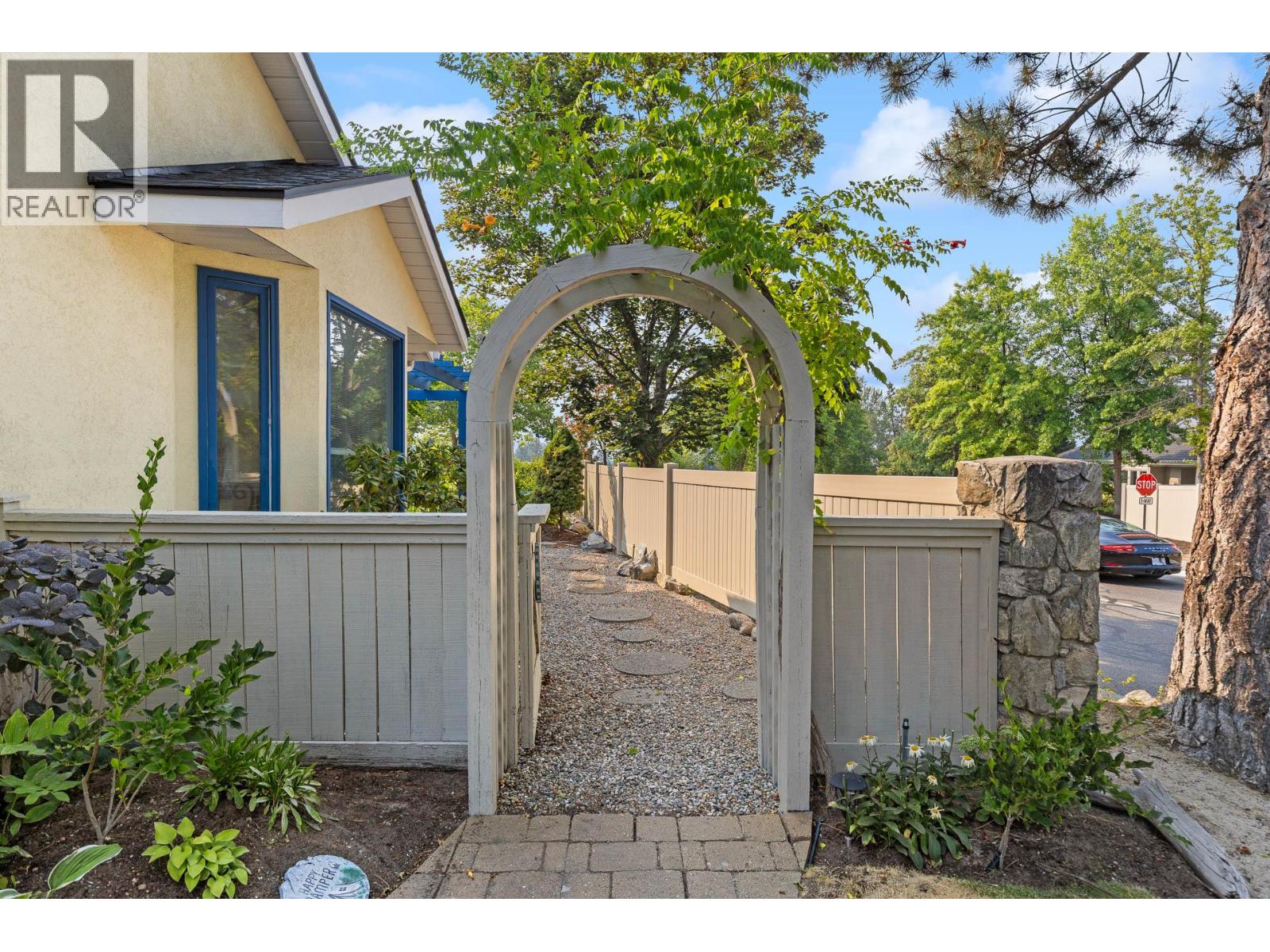 4000 Gallaghers Terrace, Kelowna, British Columbia  V1W 3Z8 - Photo 22 - 10396219