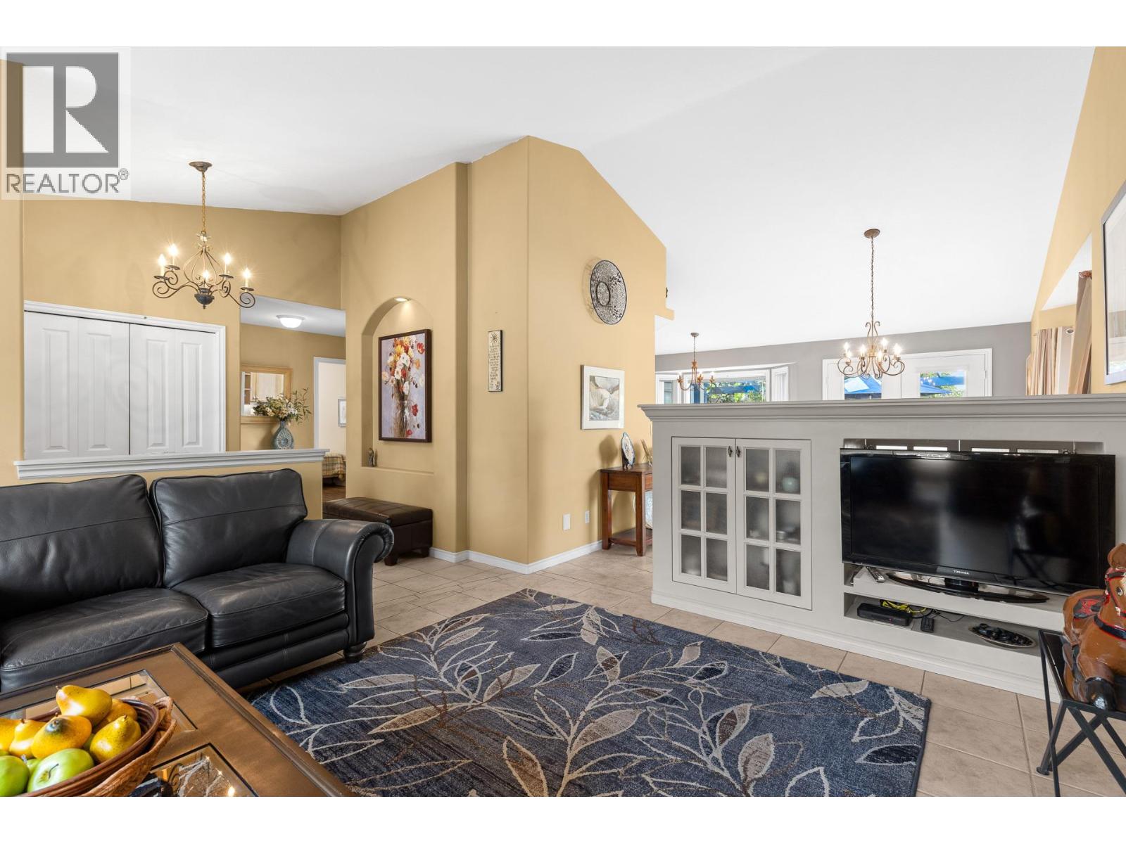4000 Gallaghers Terrace, Kelowna, British Columbia  V1W 3Z8 - Photo 5 - 10396219