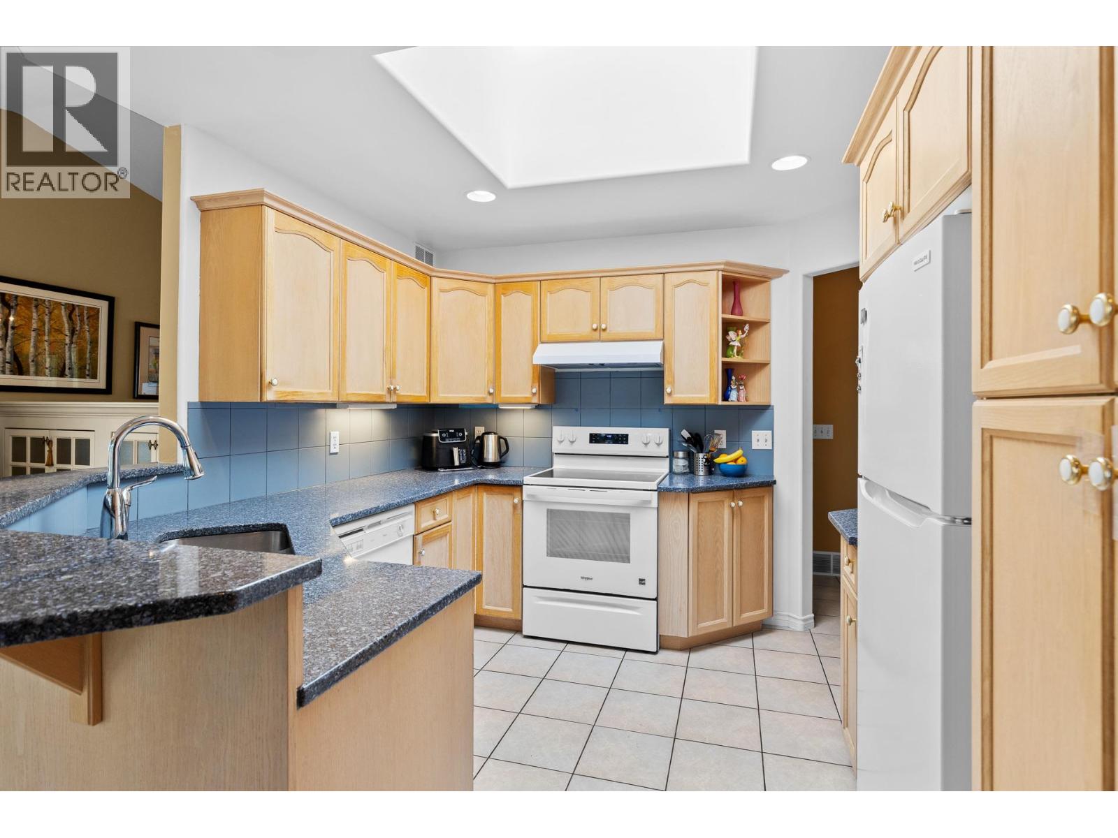 4000 Gallaghers Terrace, Kelowna, British Columbia  V1W 3Z8 - Photo 8 - 10396219