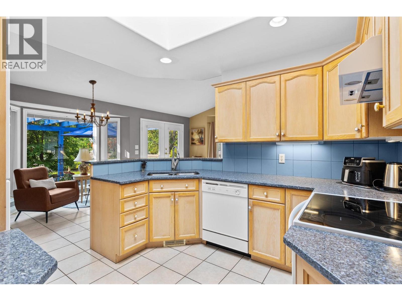4000 Gallaghers Terrace, Kelowna, British Columbia  V1W 3Z8 - Photo 9 - 10396219