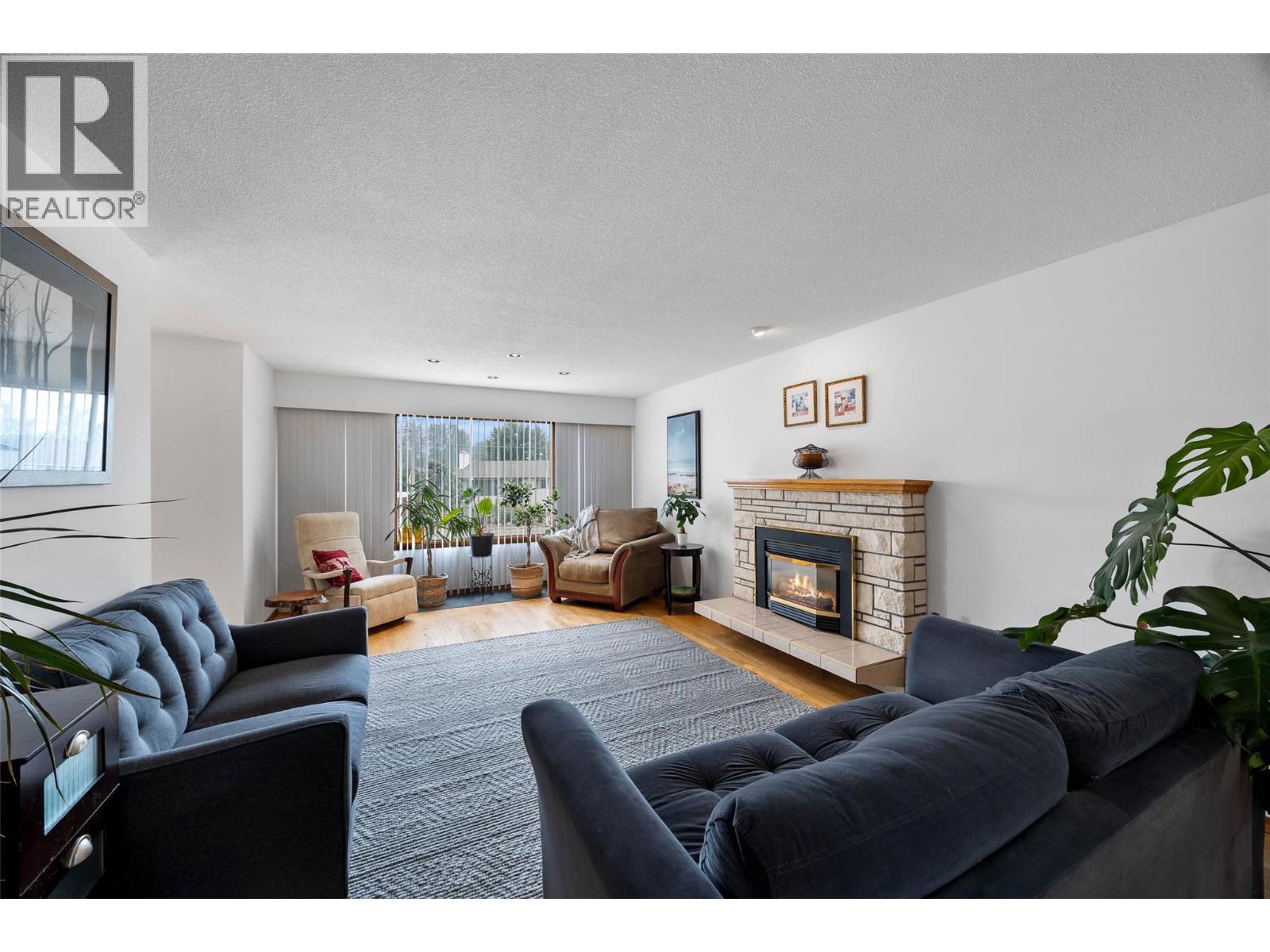 1670 Happyvale Avenue, Kamloops, British Columbia  V2B 4H2 - Photo 6 - 10396928