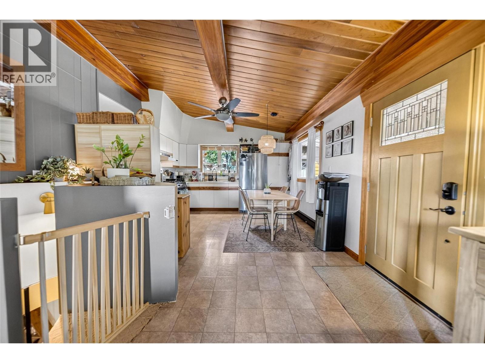 6740 Rosen Lake Road, Jaffray, British Columbia  V0B 1T0 - Photo 11 - 10396262