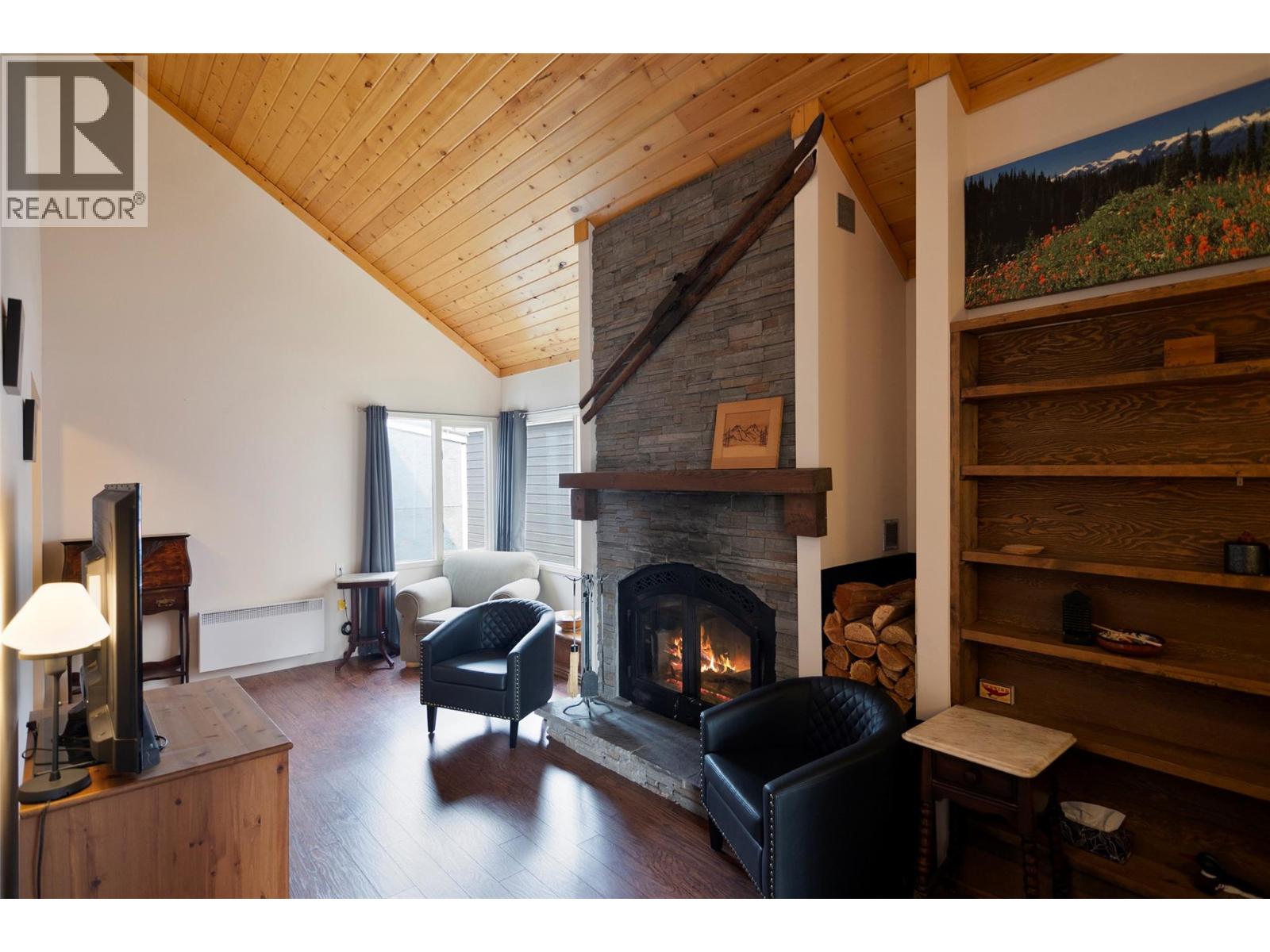 1852 Corbin Place, Revelstoke, British Columbia  V0E 2S0 - Photo 10 - 10397075
