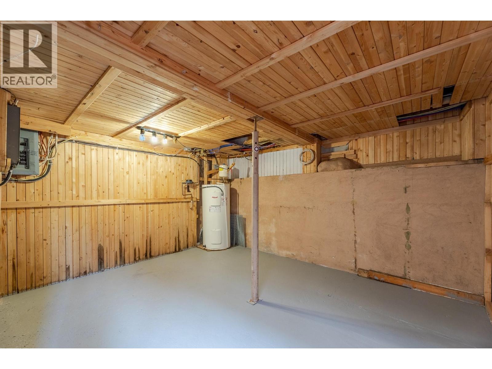 553 Papineau Street, Penticton, British Columbia  V2A 4X6 - Photo 29 - 10397219