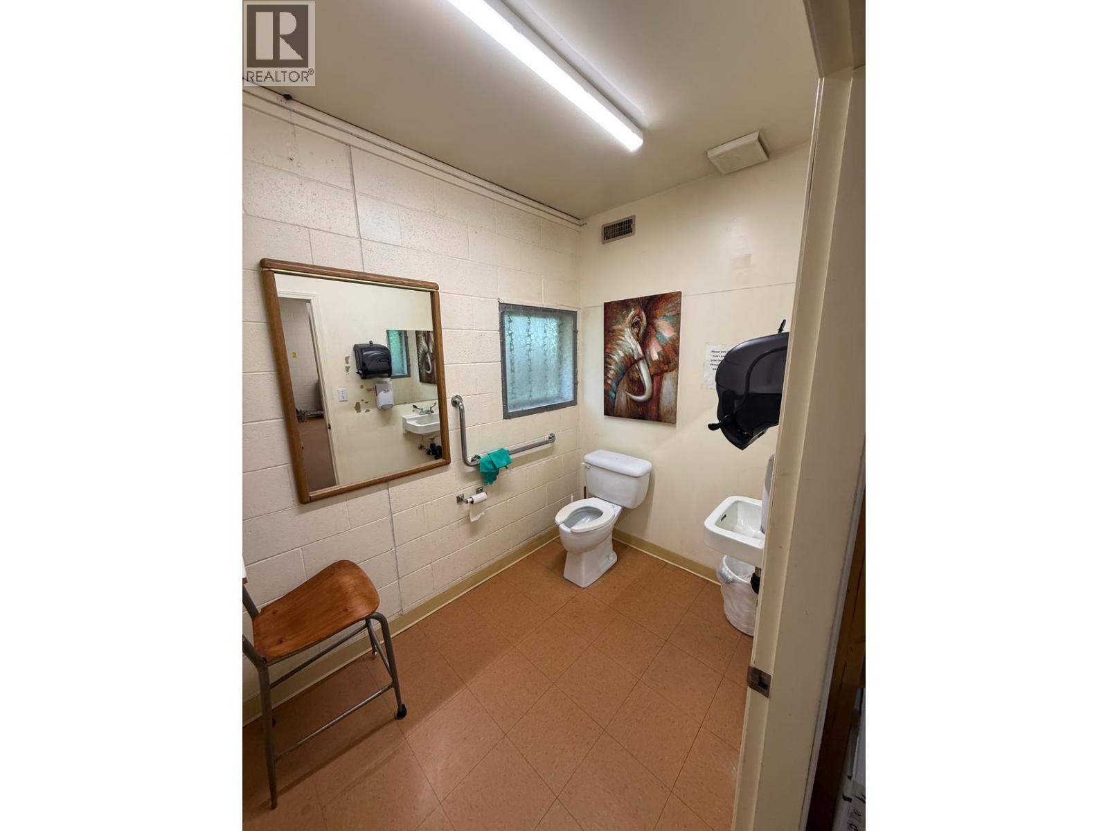 216 Anderson Street, Nelson, British Columbia  V1L 3X7 - Photo 8 - 10397215