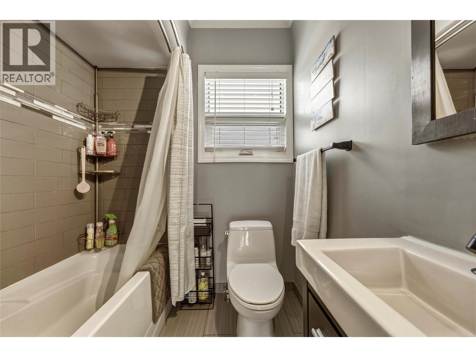 1701 34 Street, Vernon, British Columbia  V1T 5V7 - Photo 19 - 10397205