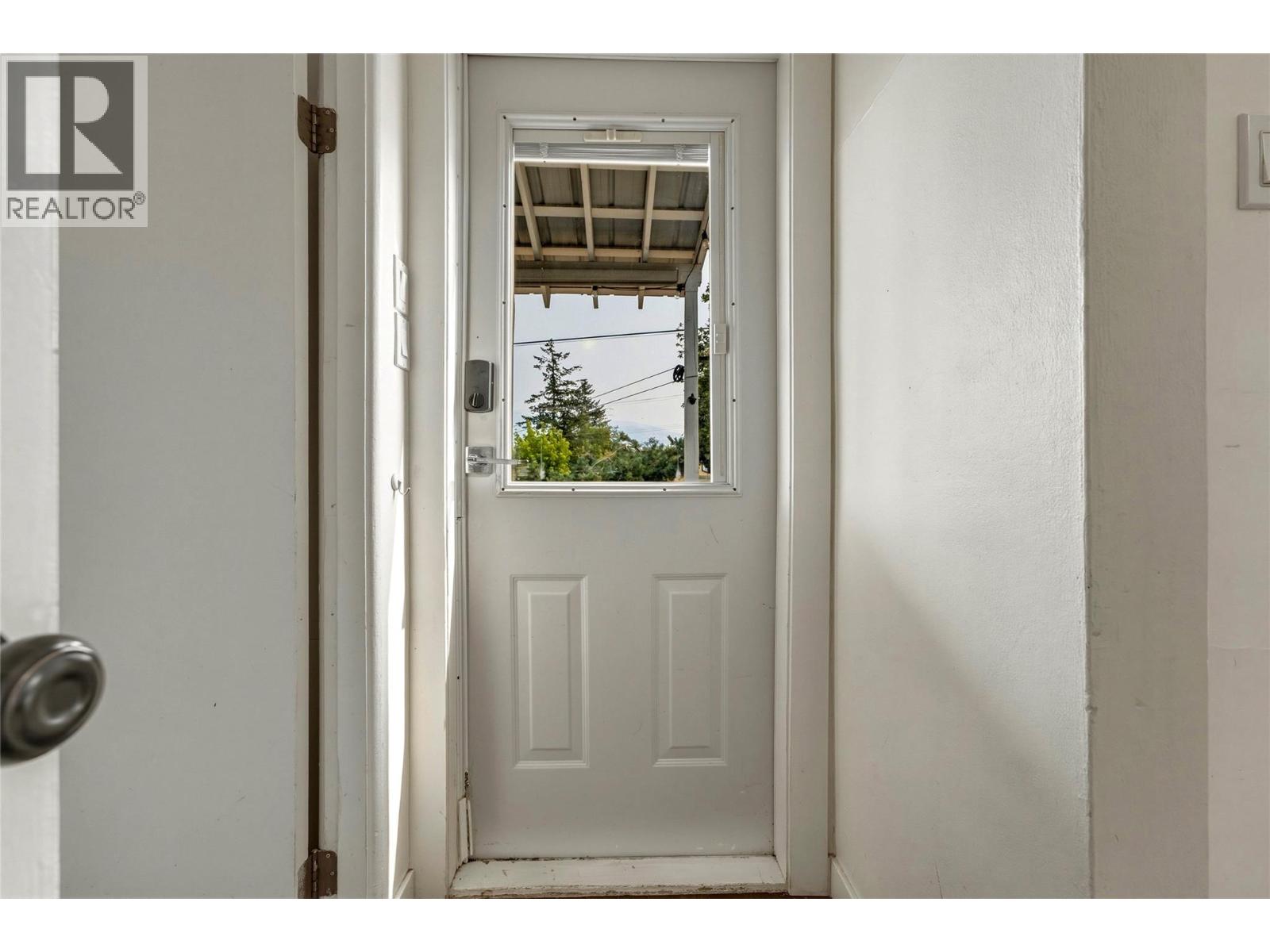 1701 34 Street, Vernon, British Columbia  V1T 5V7 - Photo 21 - 10397205