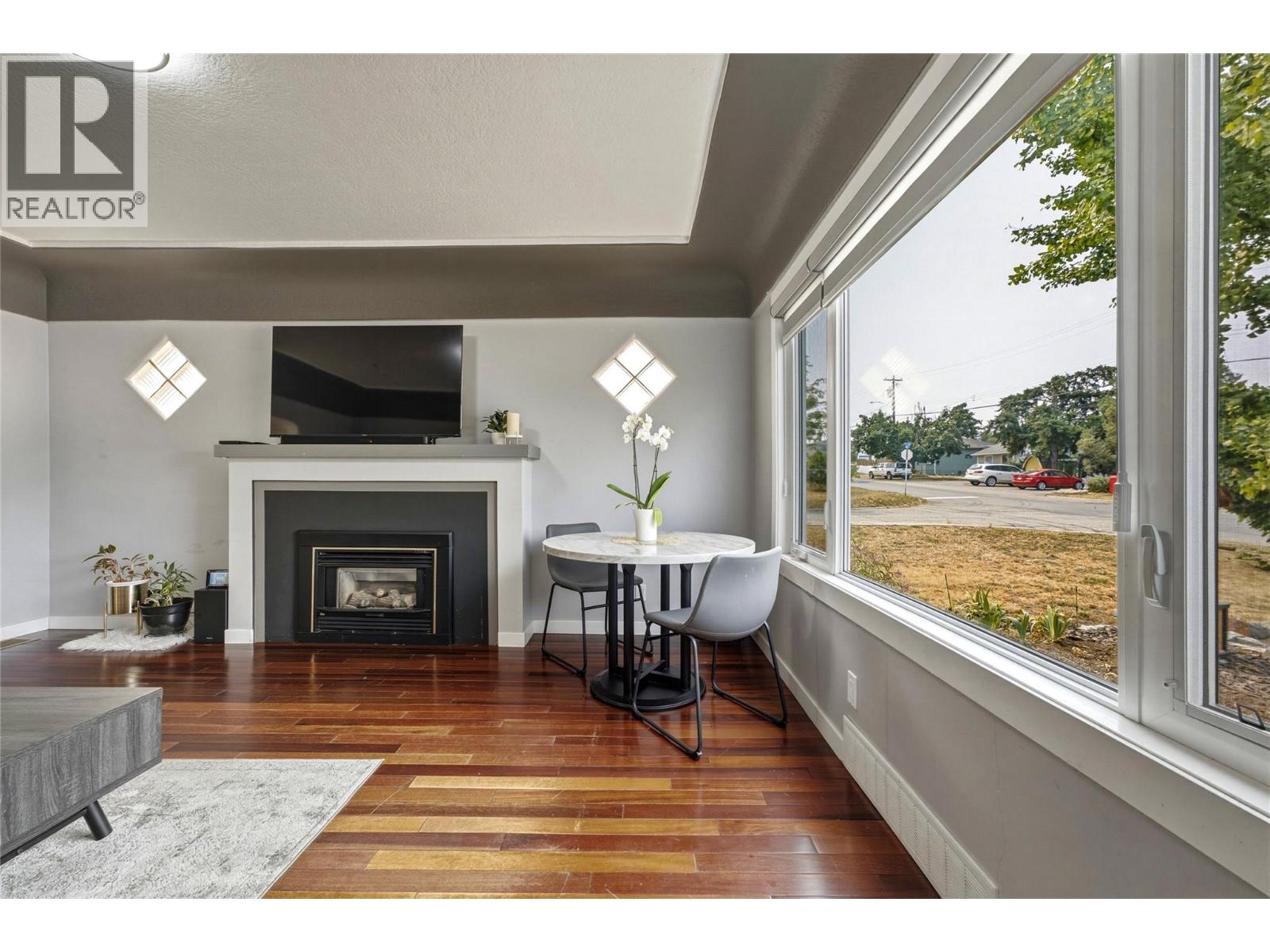 1701 34 Street, Vernon, British Columbia  V1T 5V7 - Photo 5 - 10397205