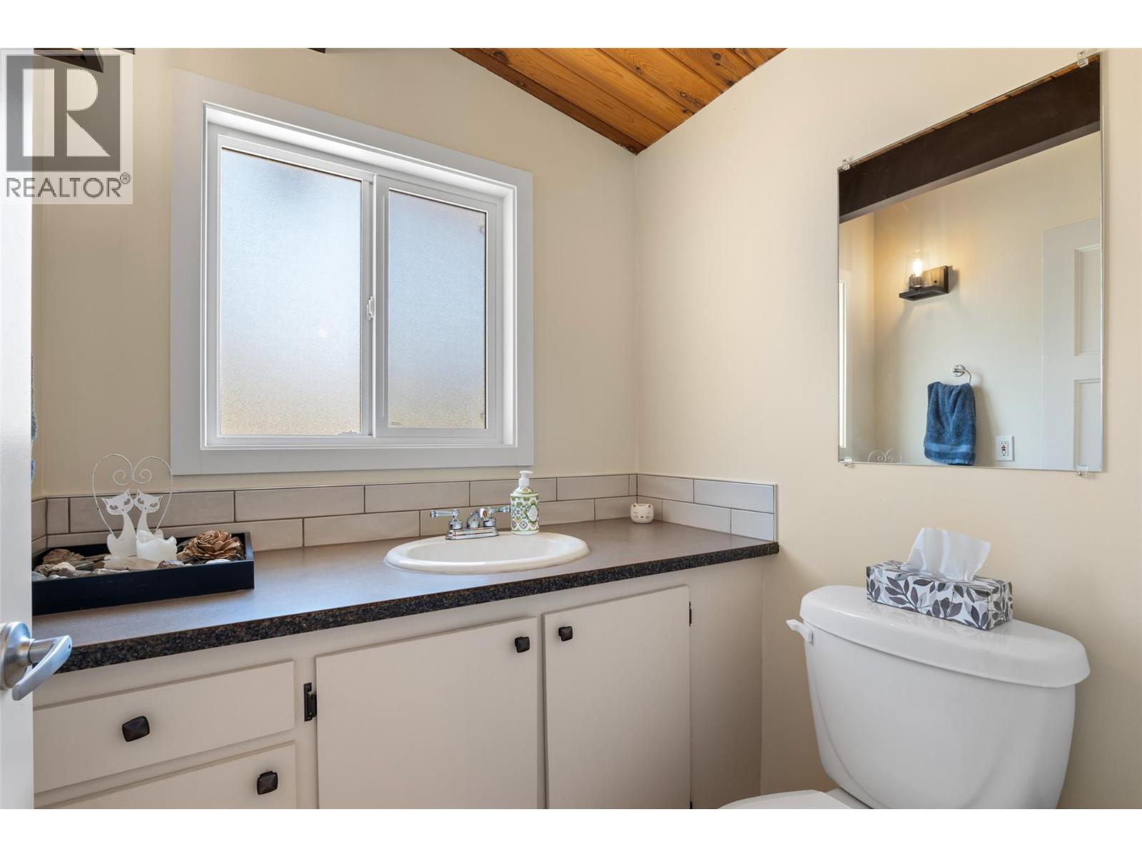 2080 Robbins Range Road, Kamloops, British Columbia  V2C 6W1 - Photo 26 - 10397217