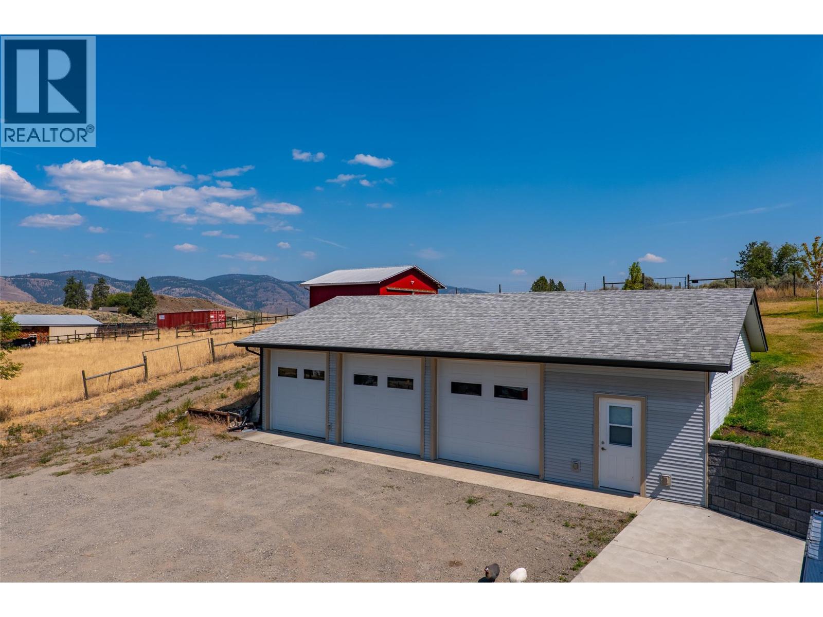 2080 Robbins Range Road, Kamloops, British Columbia  V2C 6W1 - Photo 3 - 10397217