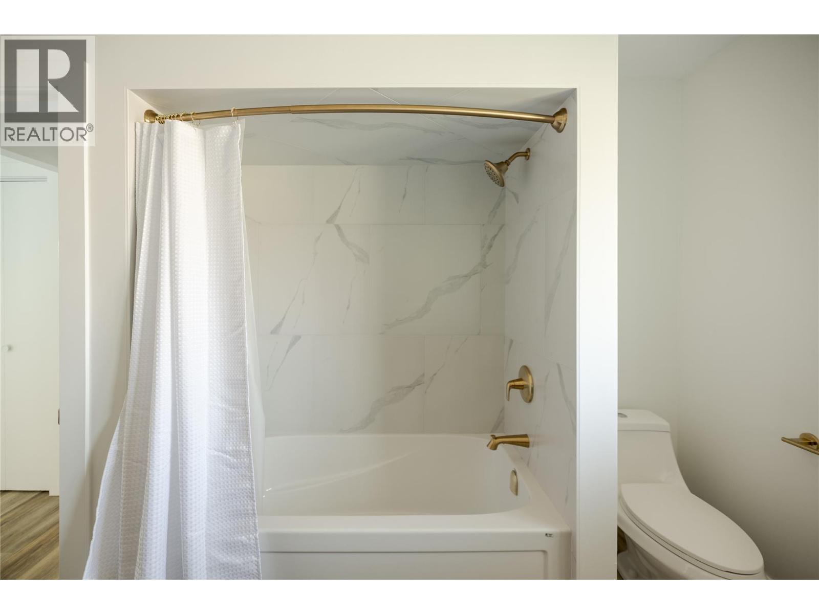 1284 Mcbride Road, Kelowna, British Columbia  V1Y 4A3 - Photo 19 - 10397172