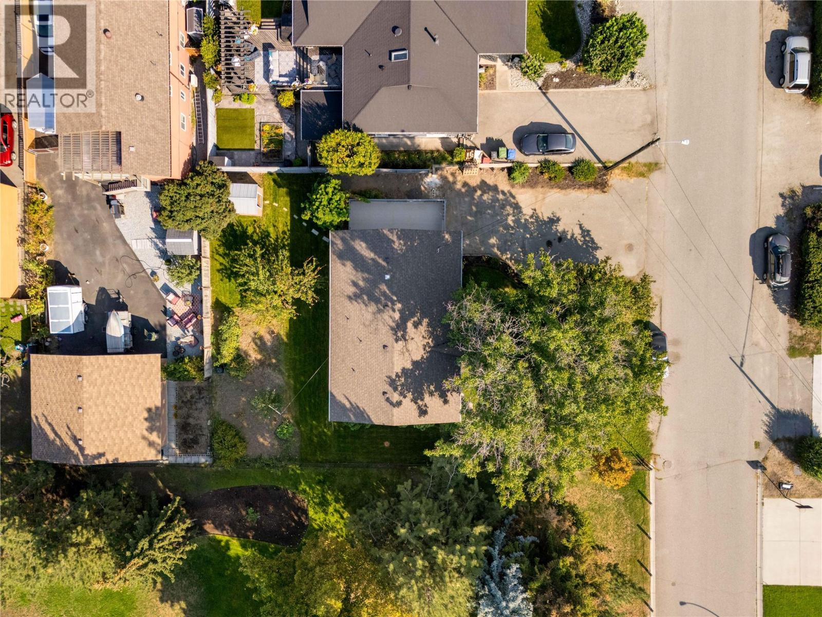 1284 Mcbride Road, Kelowna, British Columbia  V1Y 4A3 - Photo 47 - 10397172