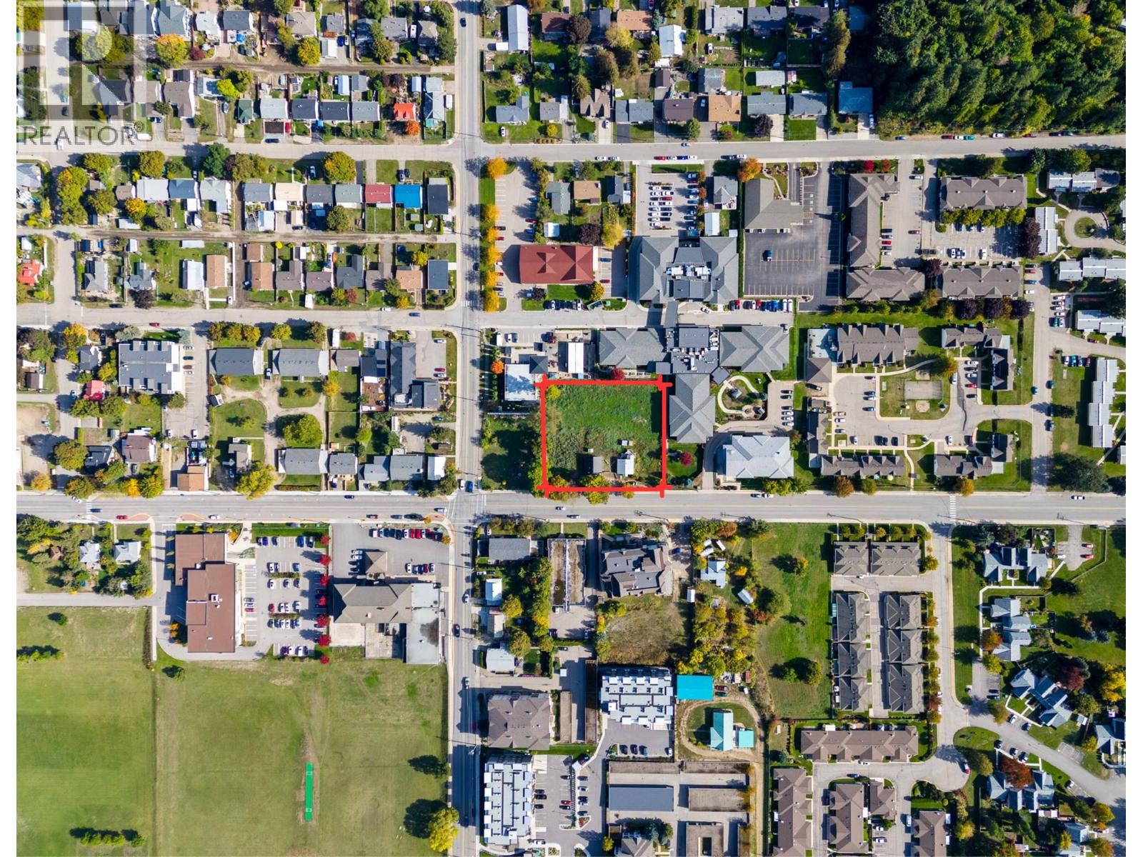 580 Shuswap Street Se, Salmon Arm, British Columbia  V1E 2B9 - Photo 6 - 10397009