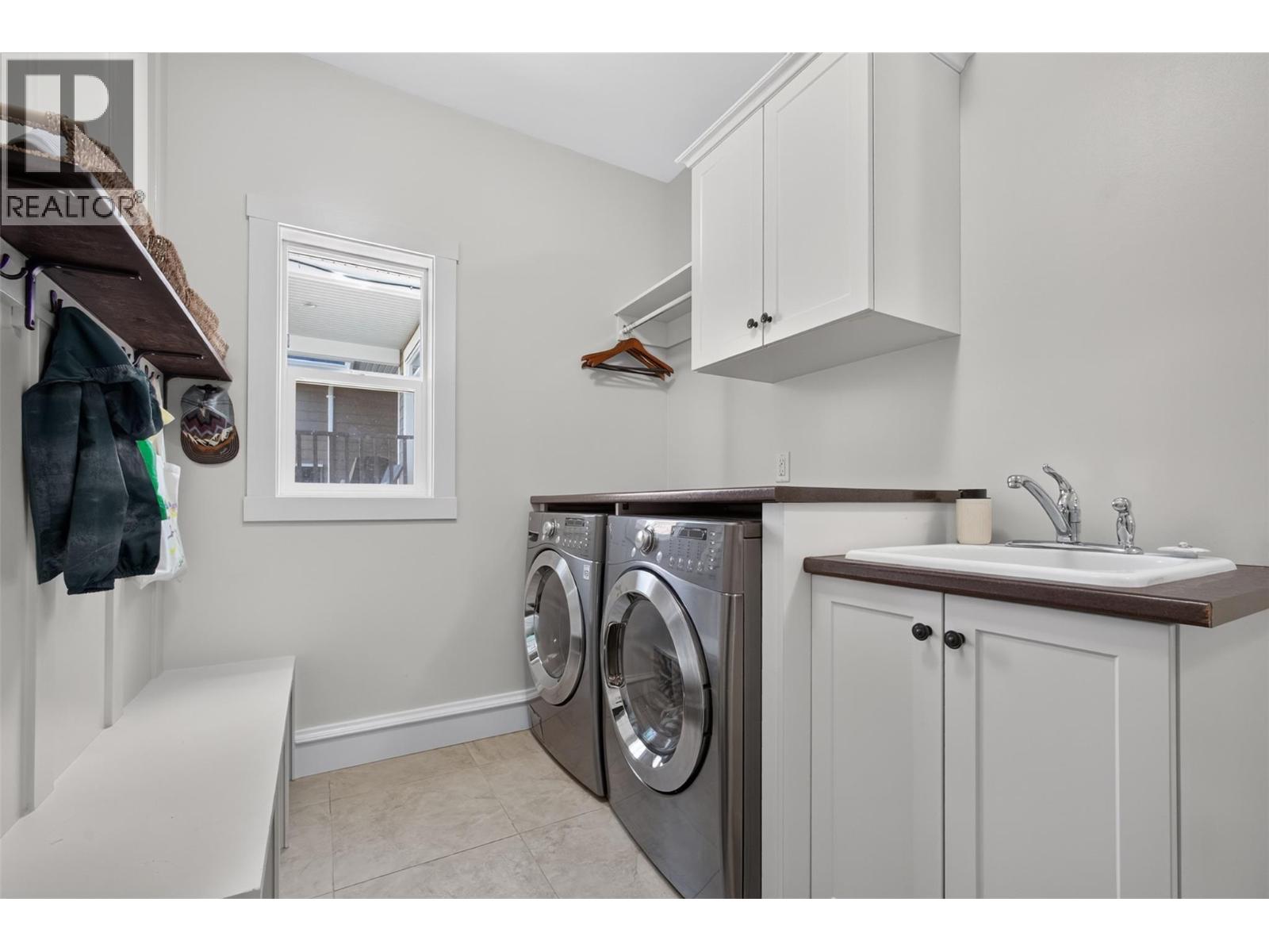 5507 Lee Lane, Kelowna, British Columbia  V1W 5H2 - Photo 17 - 10395798