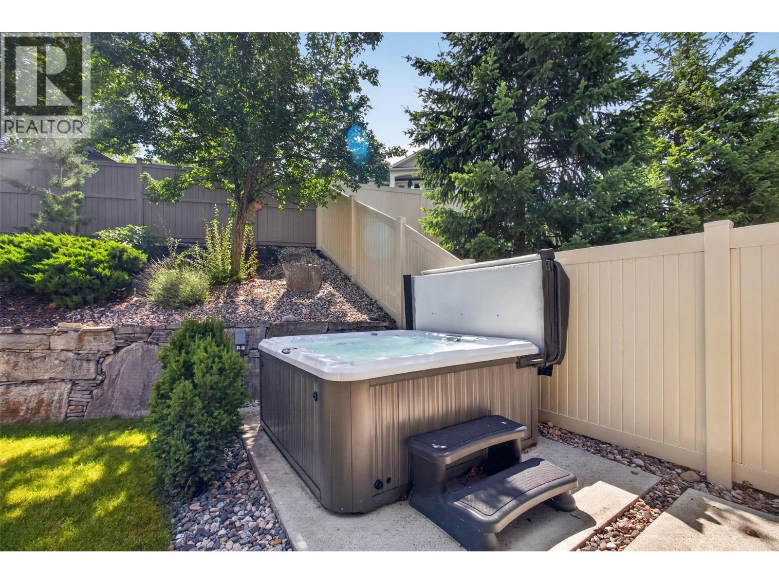 5507 Lee Lane, Kelowna, British Columbia  V1W 5H2 - Photo 42 - 10395798