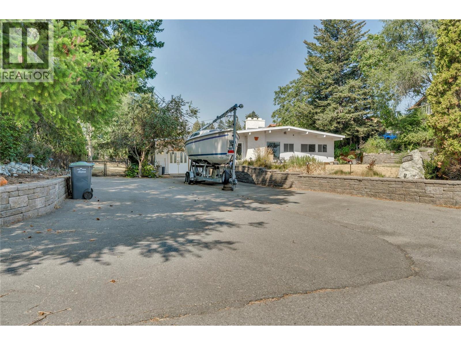 14416 Fisher Close, Summerland, British Columbia  V0H 1Z0 - Photo 10 - 10397051