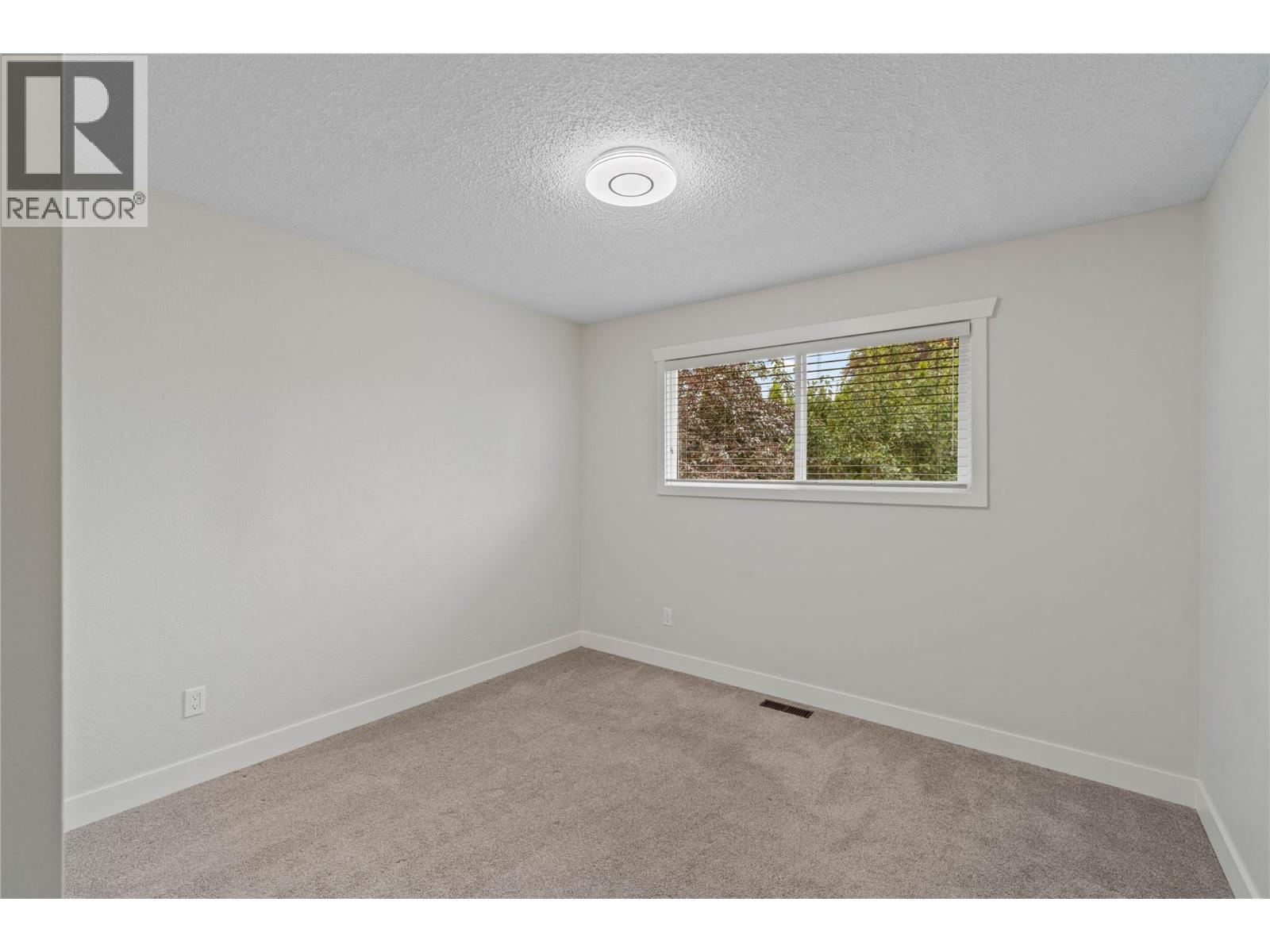 1102 Kemano Street, Kamloops, British Columbia  V2B 7M2 - Photo 14 - 10396930