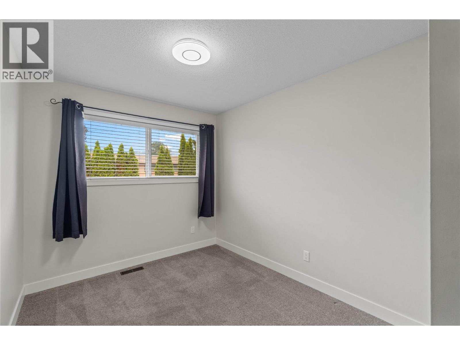 1102 Kemano Street, Kamloops, British Columbia  V2B 7M2 - Photo 15 - 10396930